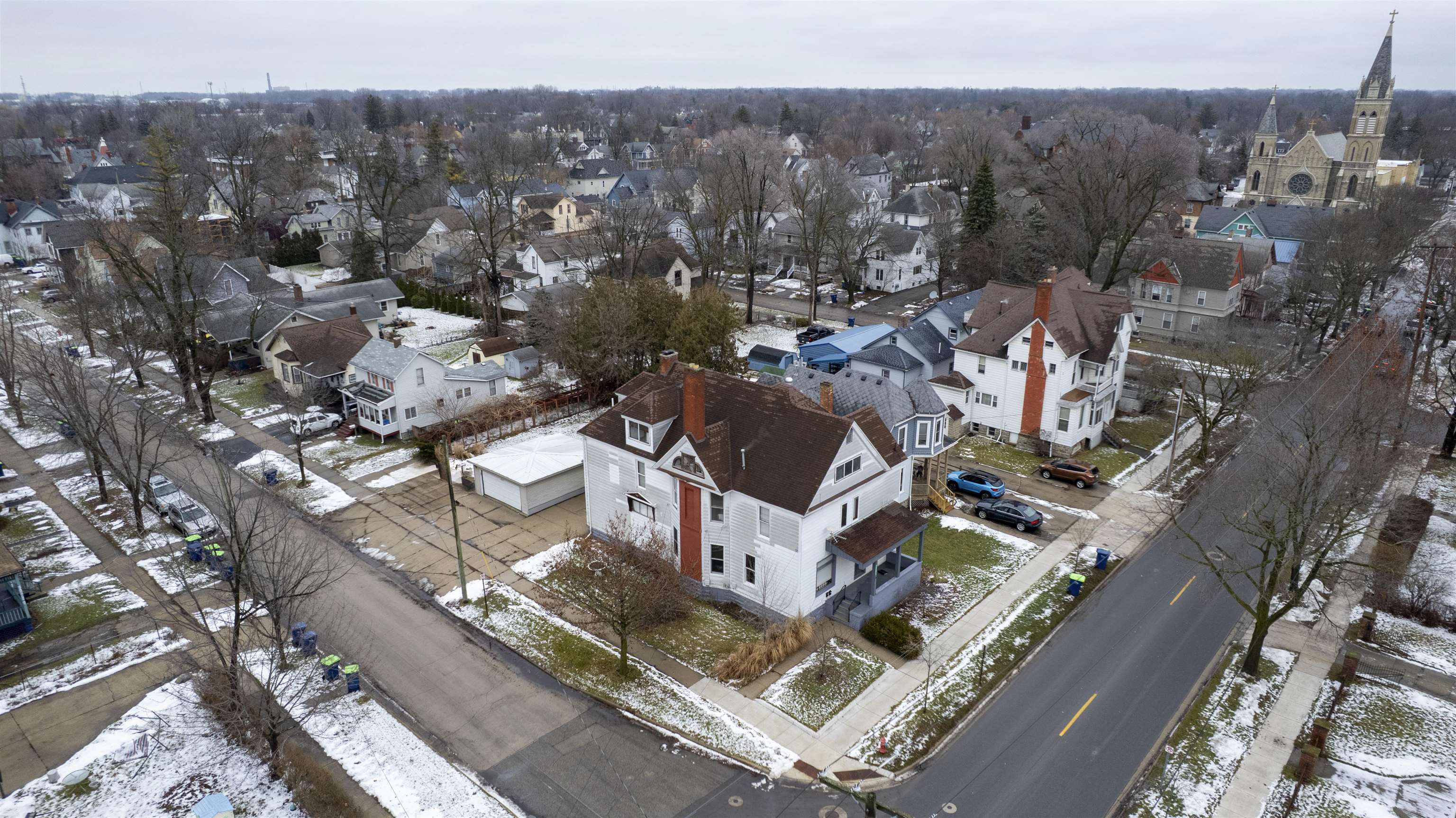 1201 McKinley Avenue