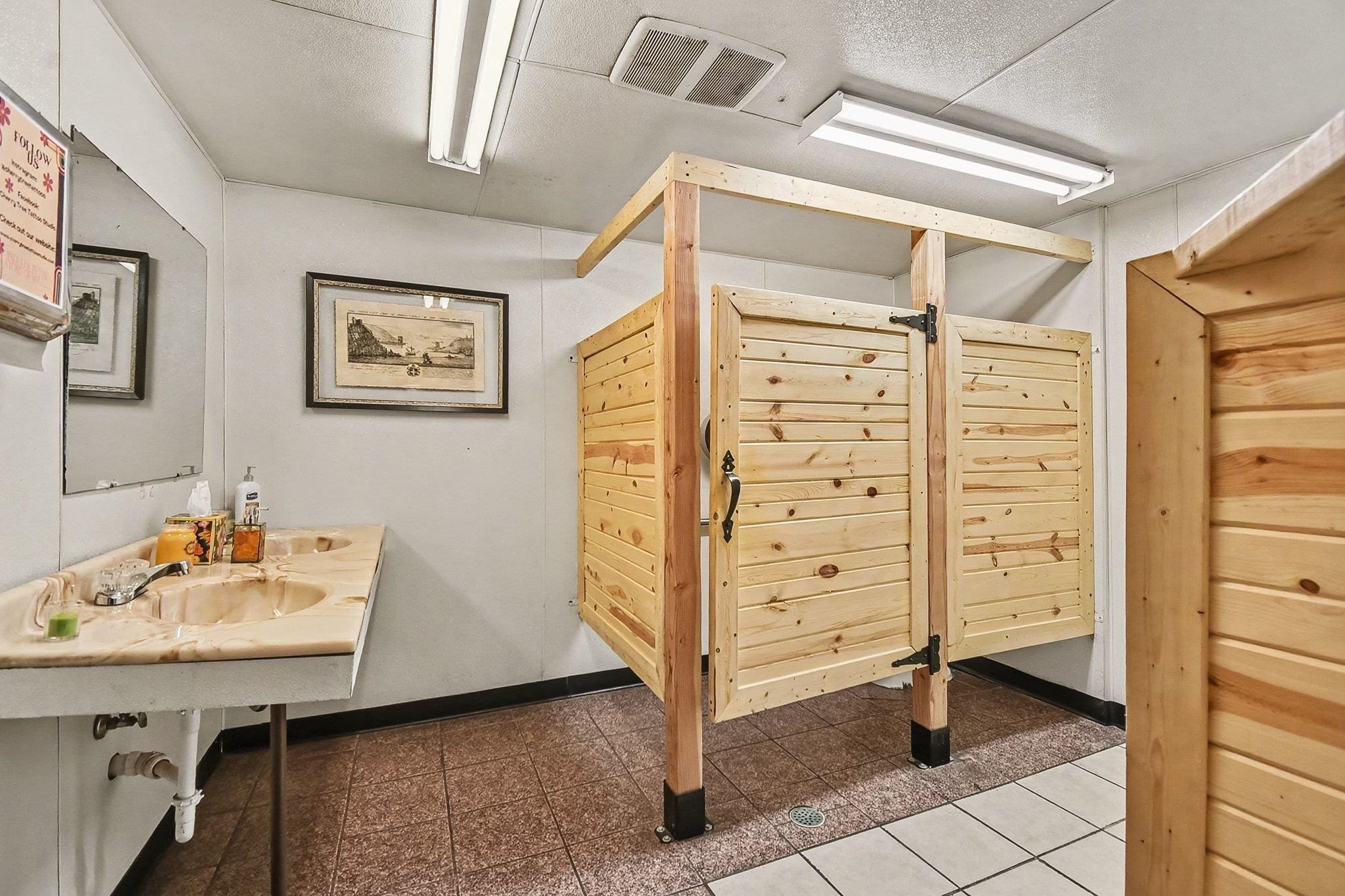 804 S Farragut Street