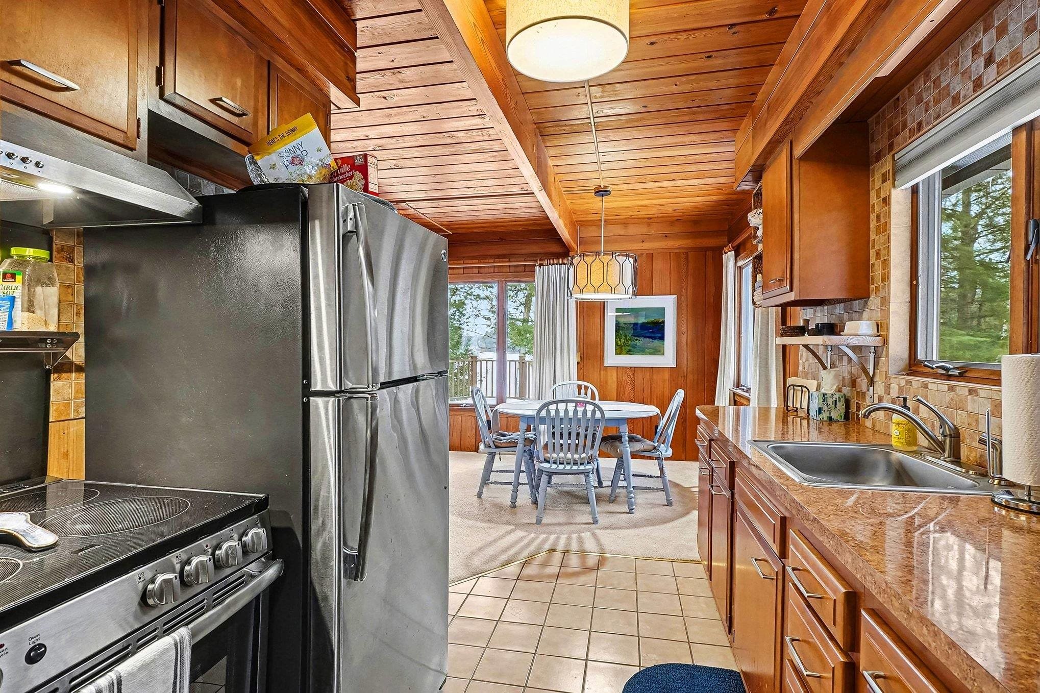 6458 Otter Trail Street