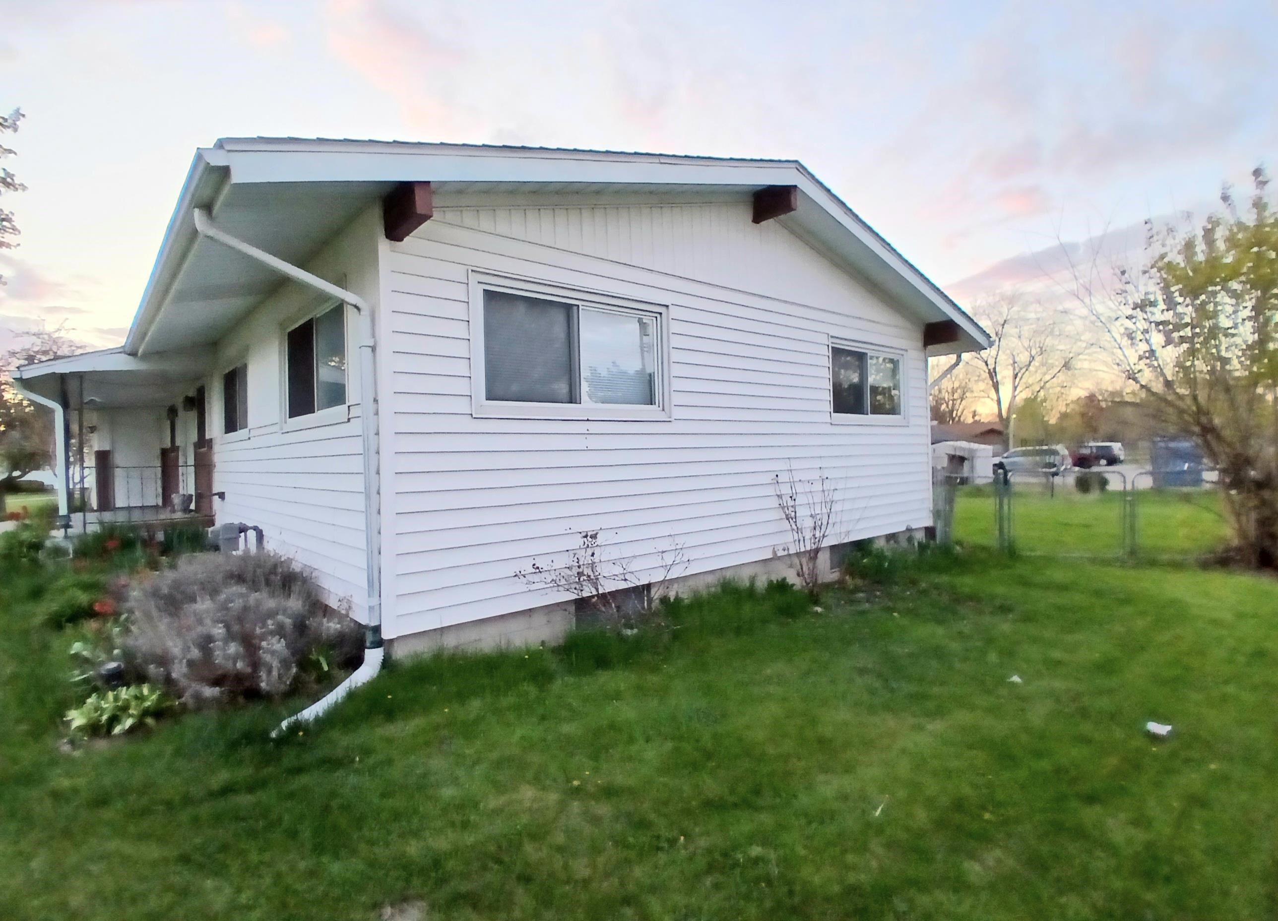 3281 Broadmore Drive