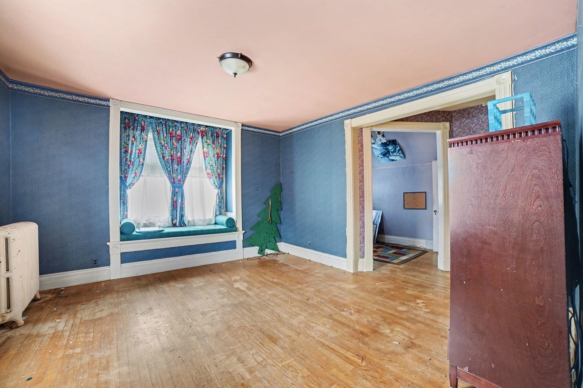 1212 5th Street