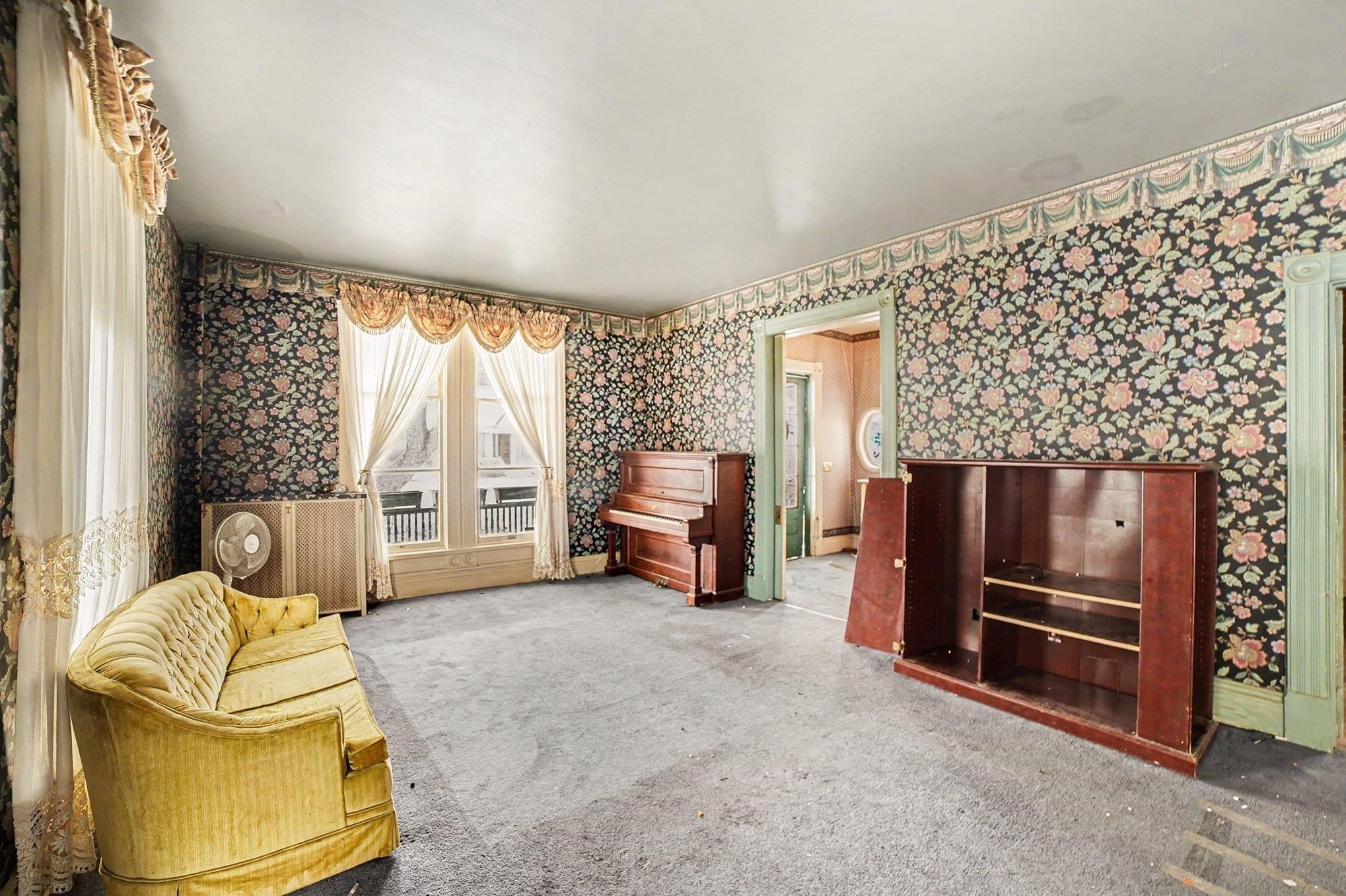 1212 5th Street