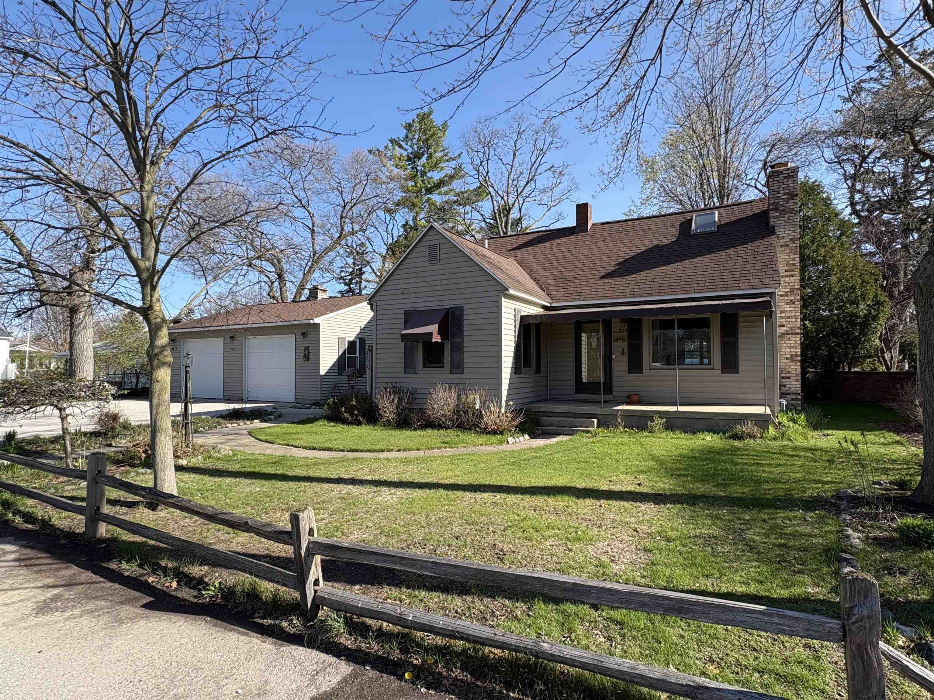 225 Lagoon Beach Drive