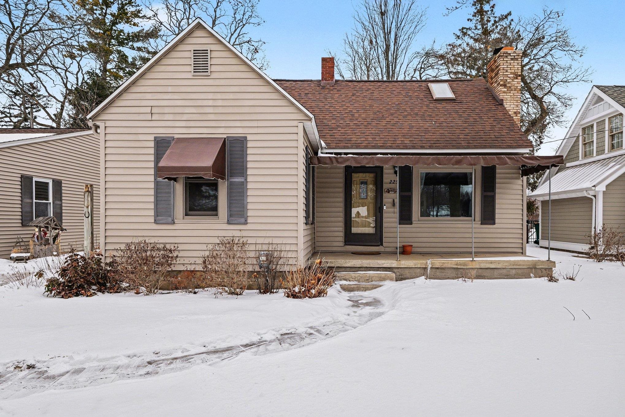 225 Lagoon Beach Drive