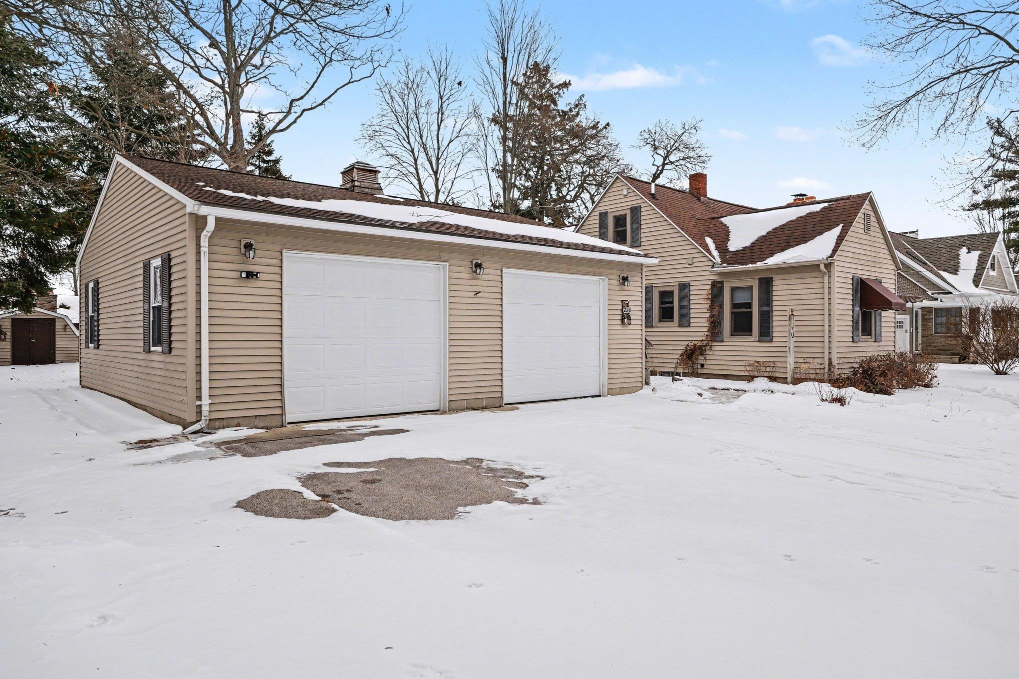 225 Lagoon Beach Drive