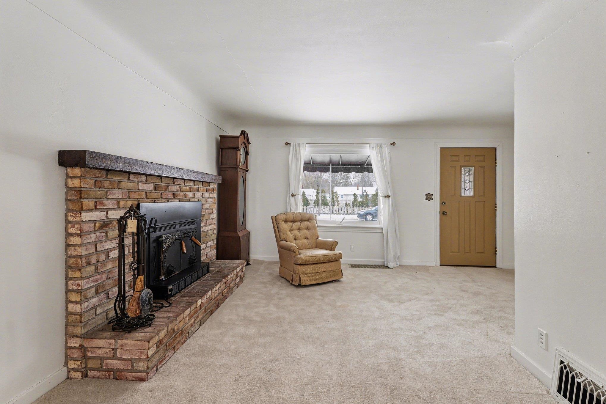 225 Lagoon Beach Drive