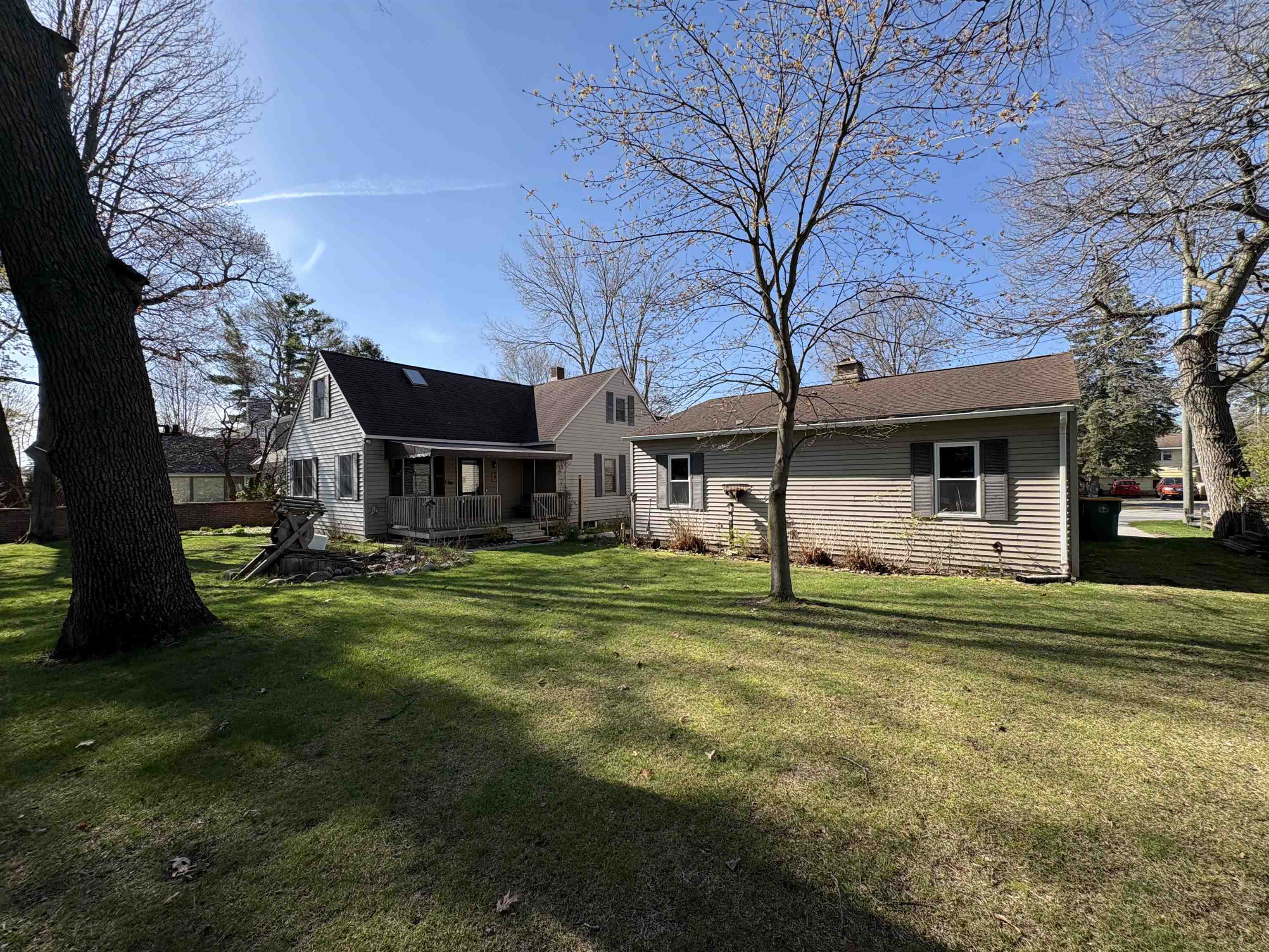 225 Lagoon Beach Drive