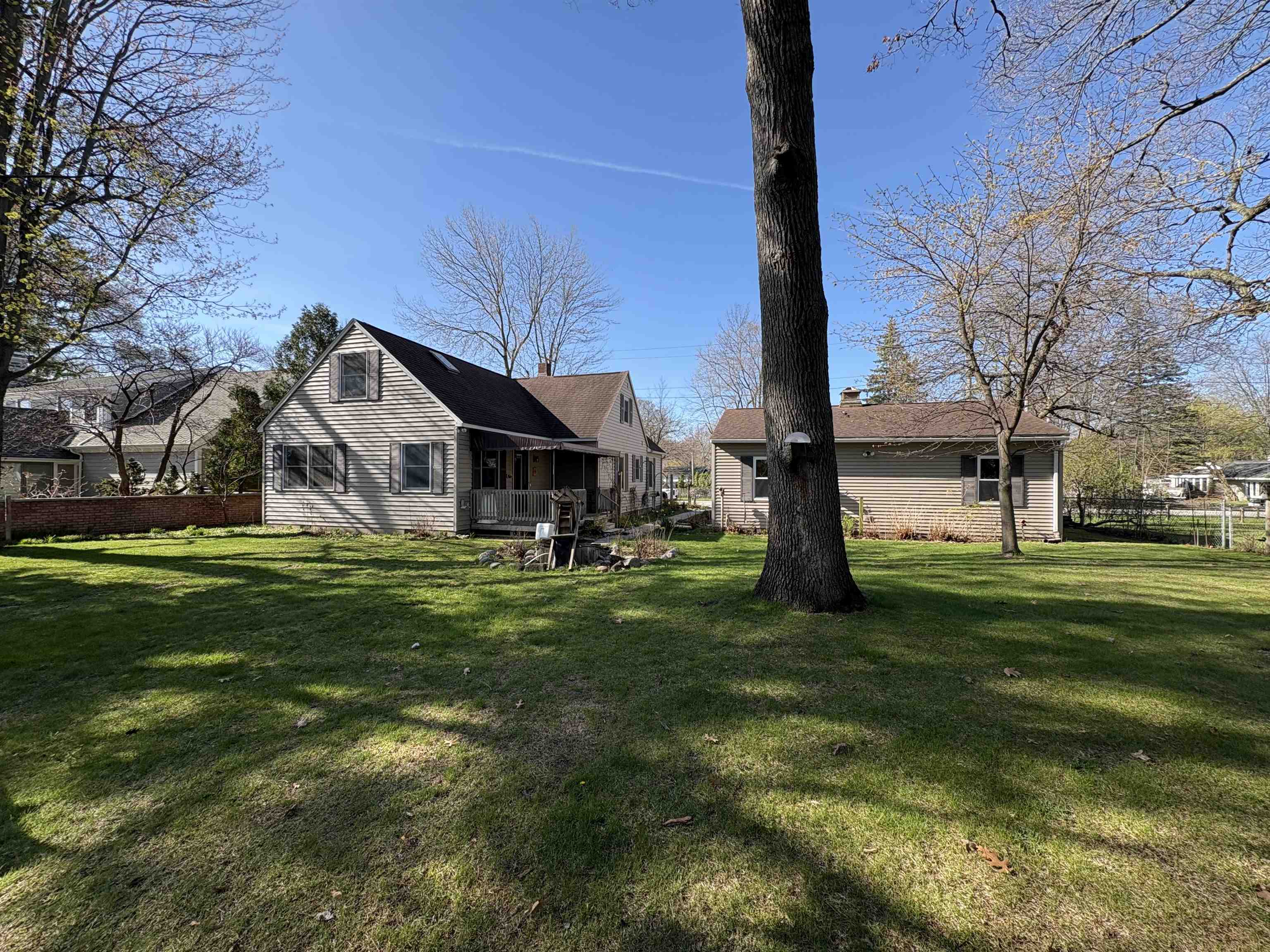 225 Lagoon Beach Drive