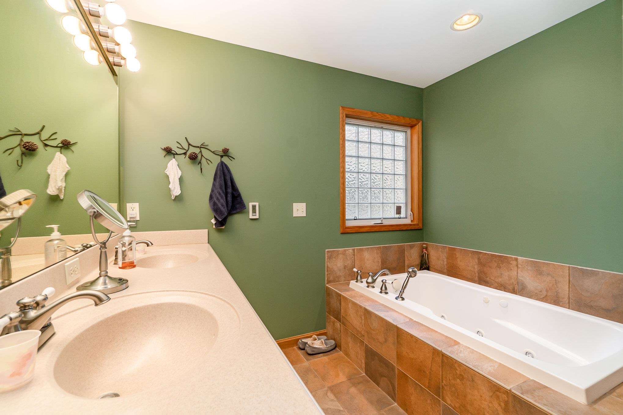 1218 Headquarters Road