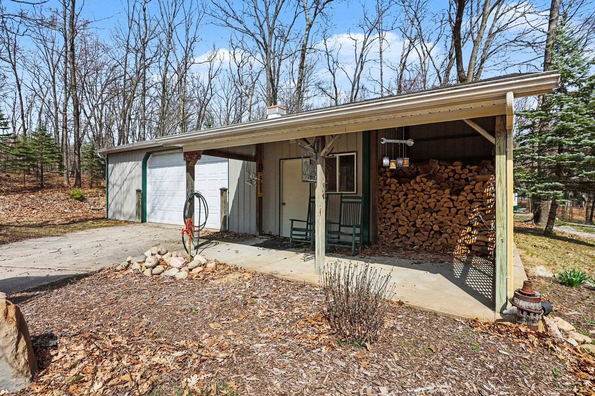 1218 Headquarters Road