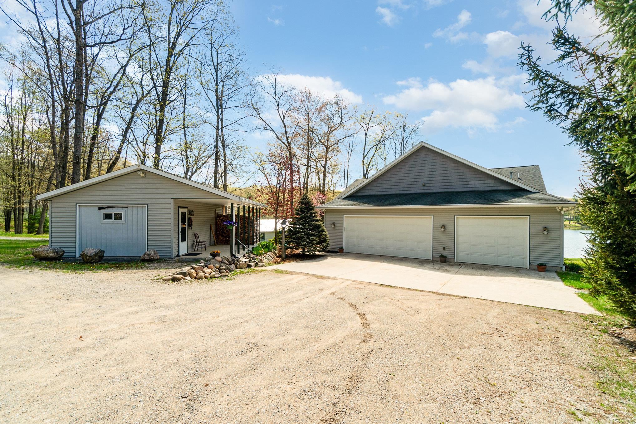 1218 Headquarters Road