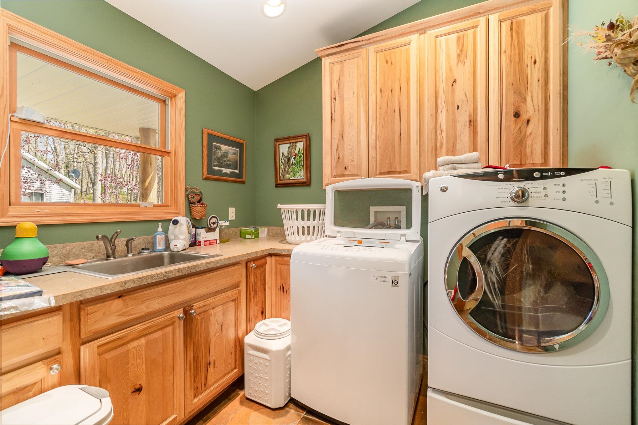 1218 Headquarters Road