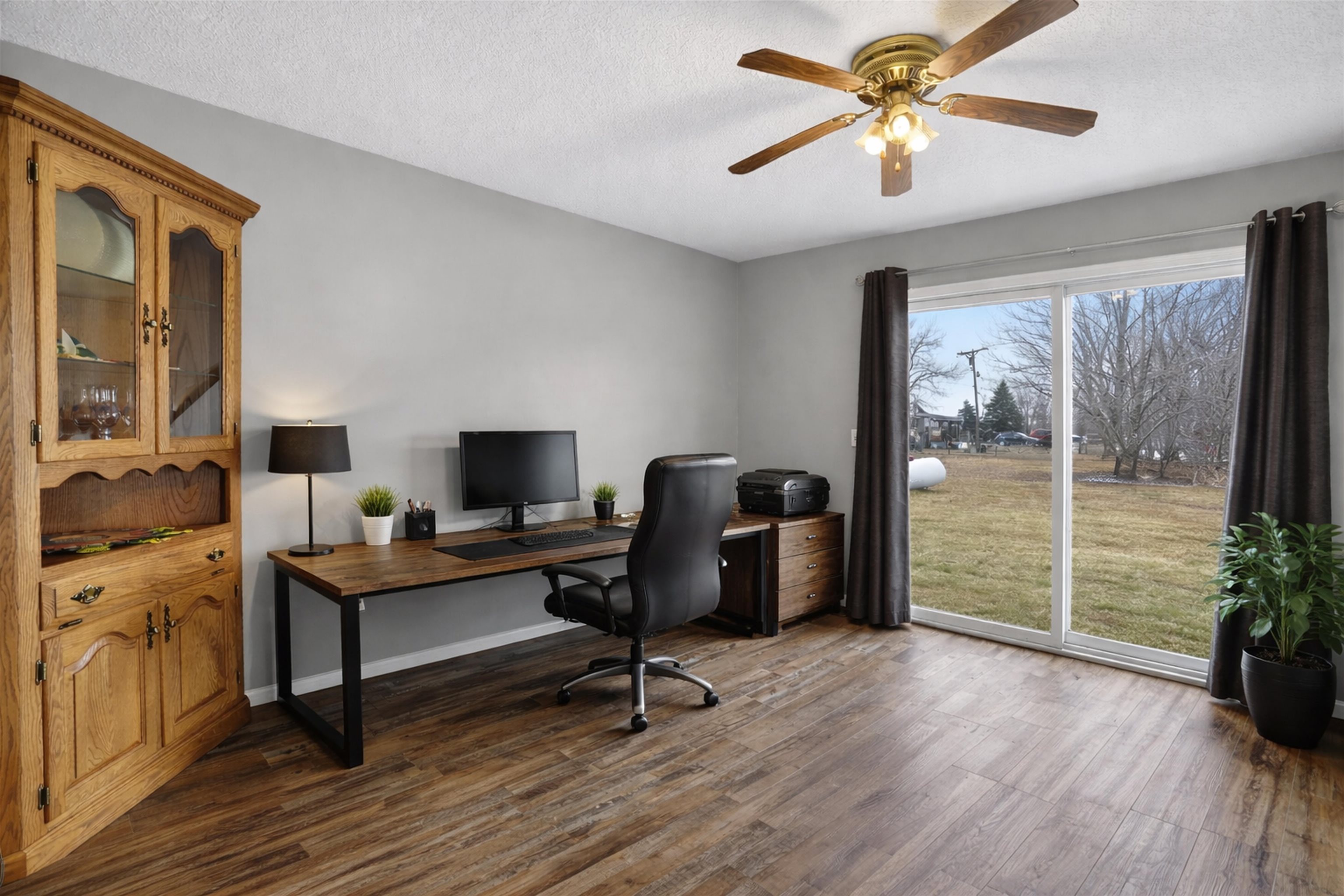 2442 N Mackinaw Road