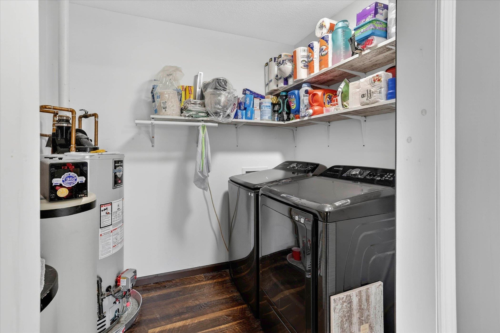 2442 N Mackinaw Road