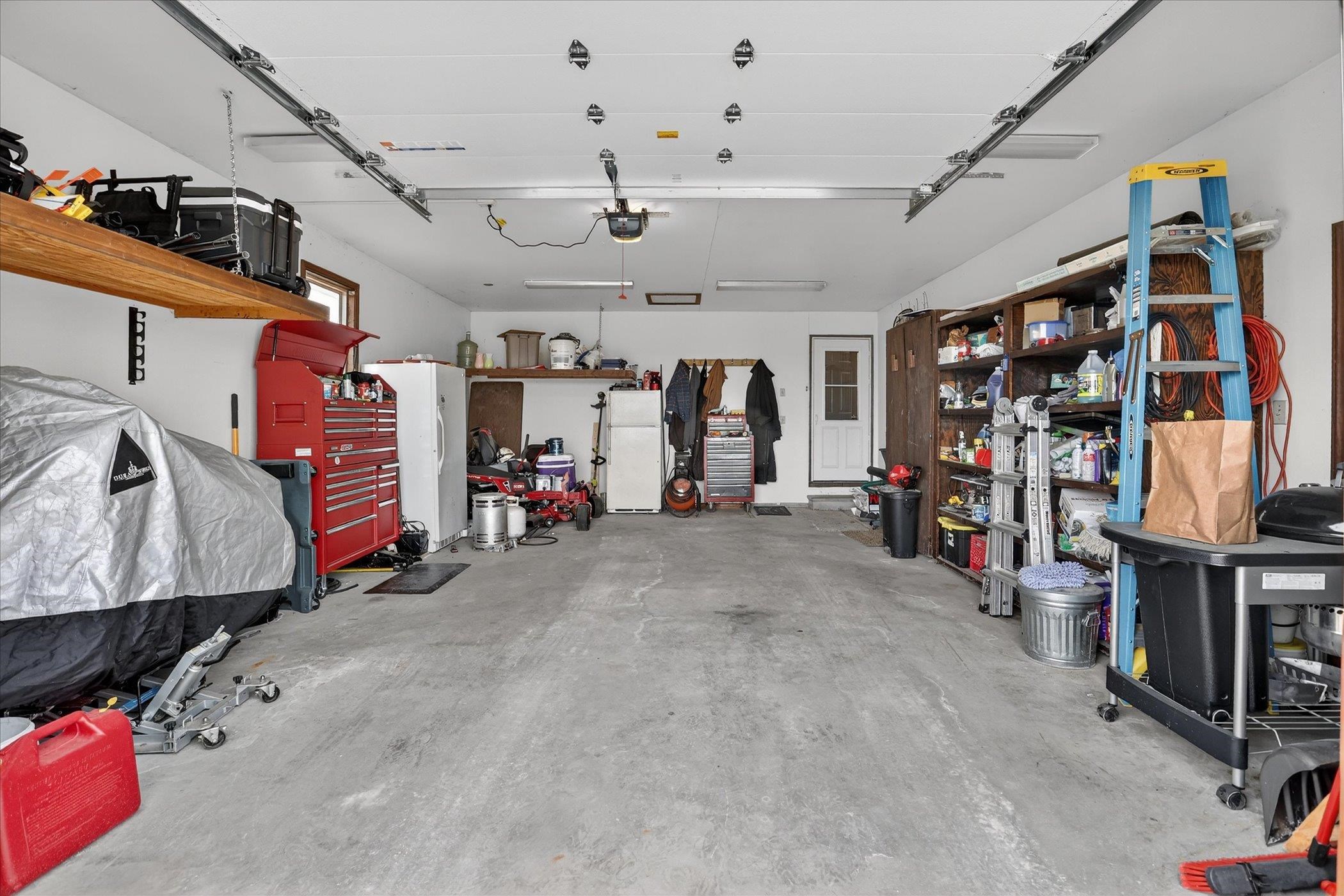 2442 N Mackinaw Road