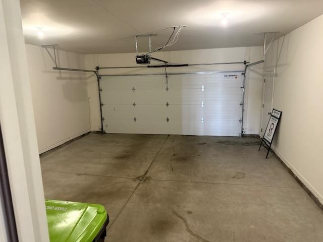 512 Willow Bend Street