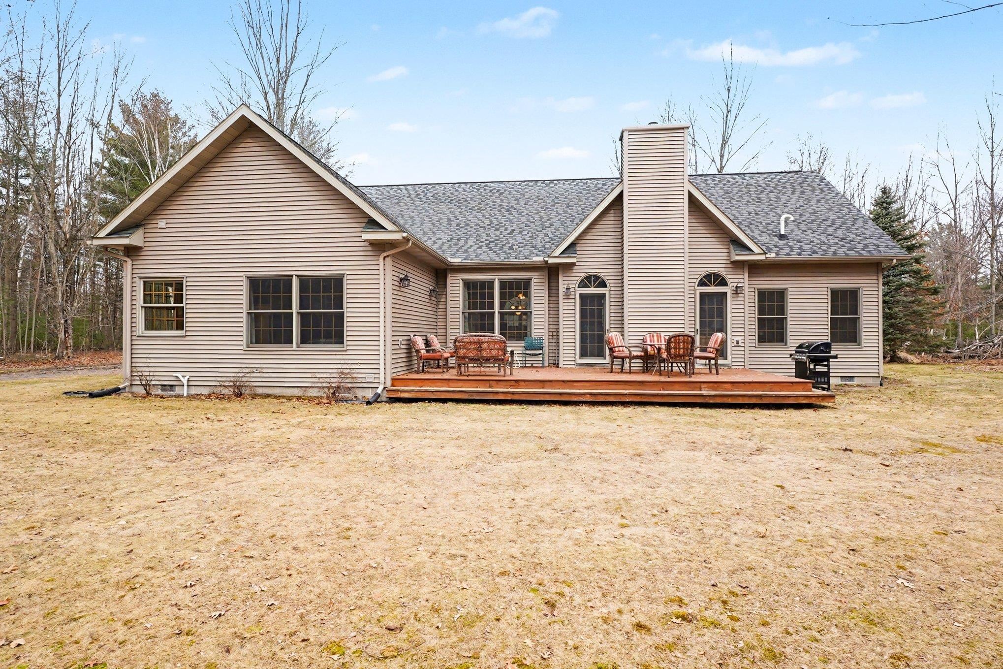 1522 Kingfisher Circle