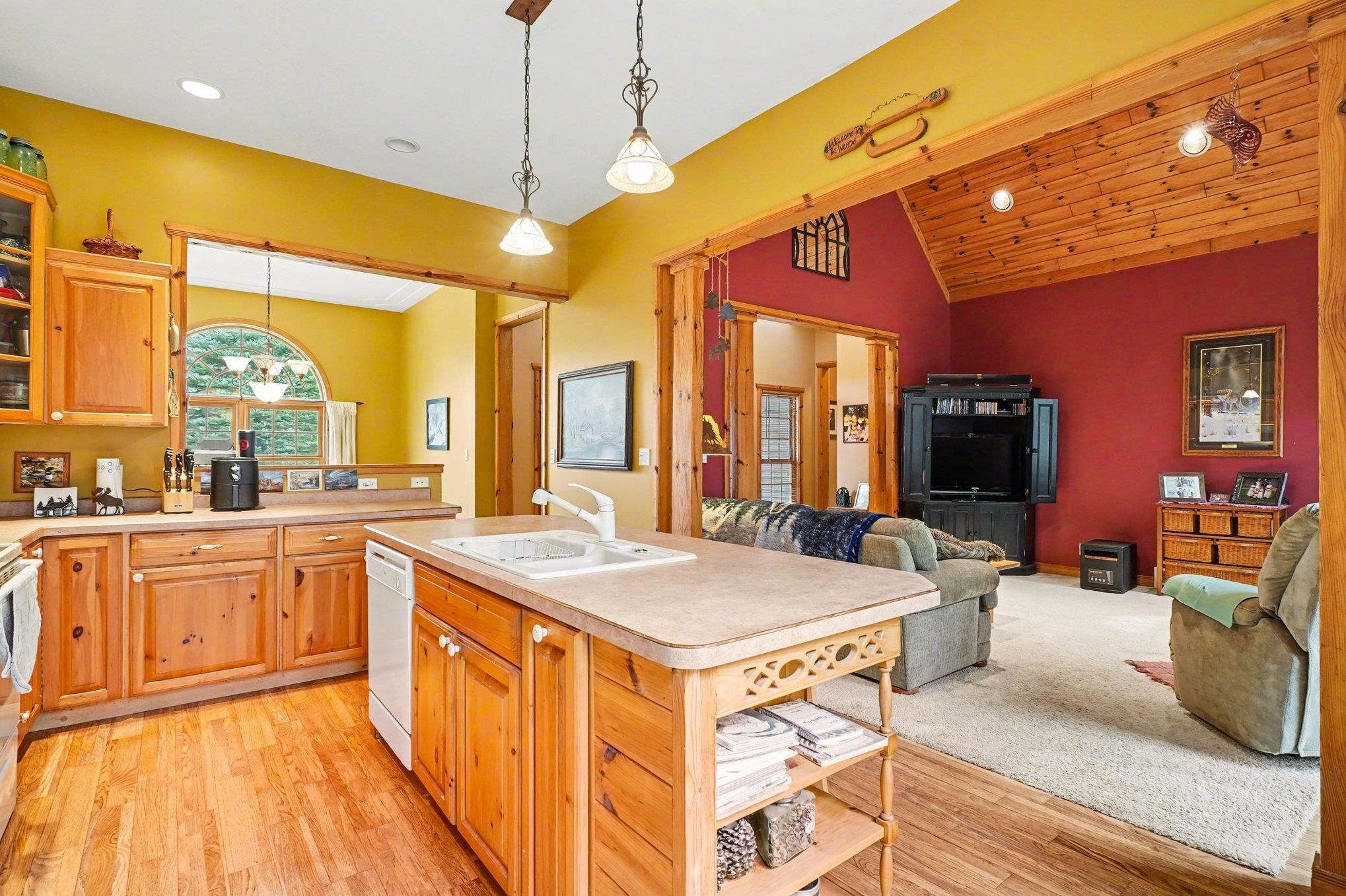 1522 Kingfisher Circle