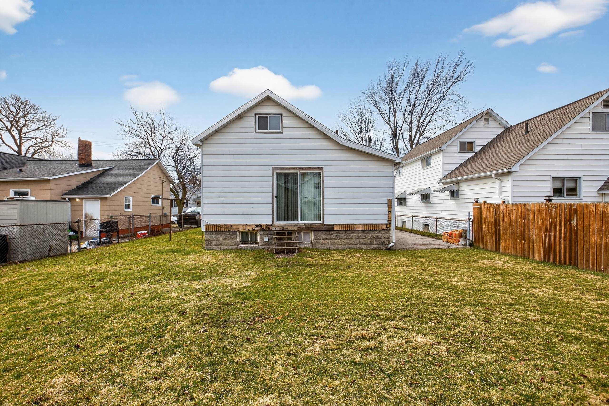 2409 Garfield Avenue