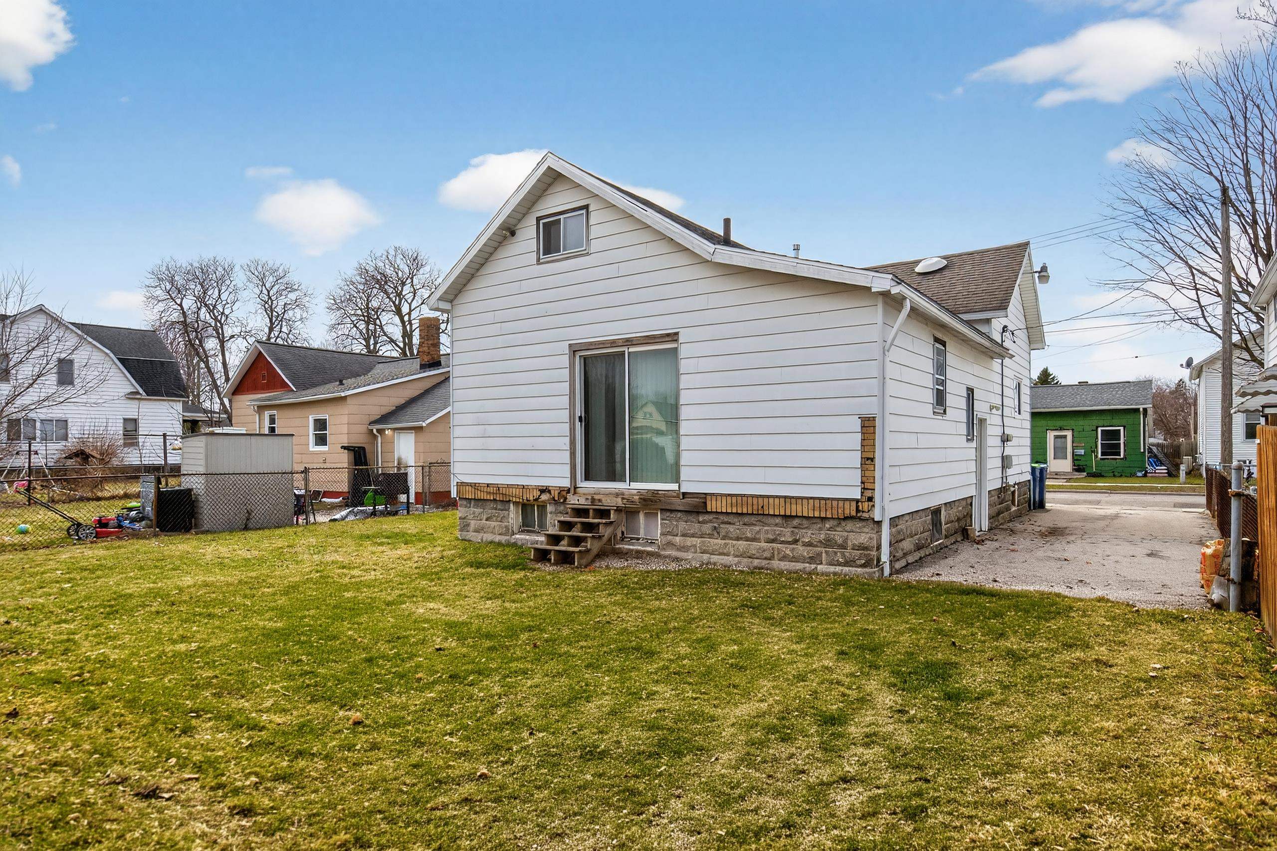 2409 Garfield Avenue