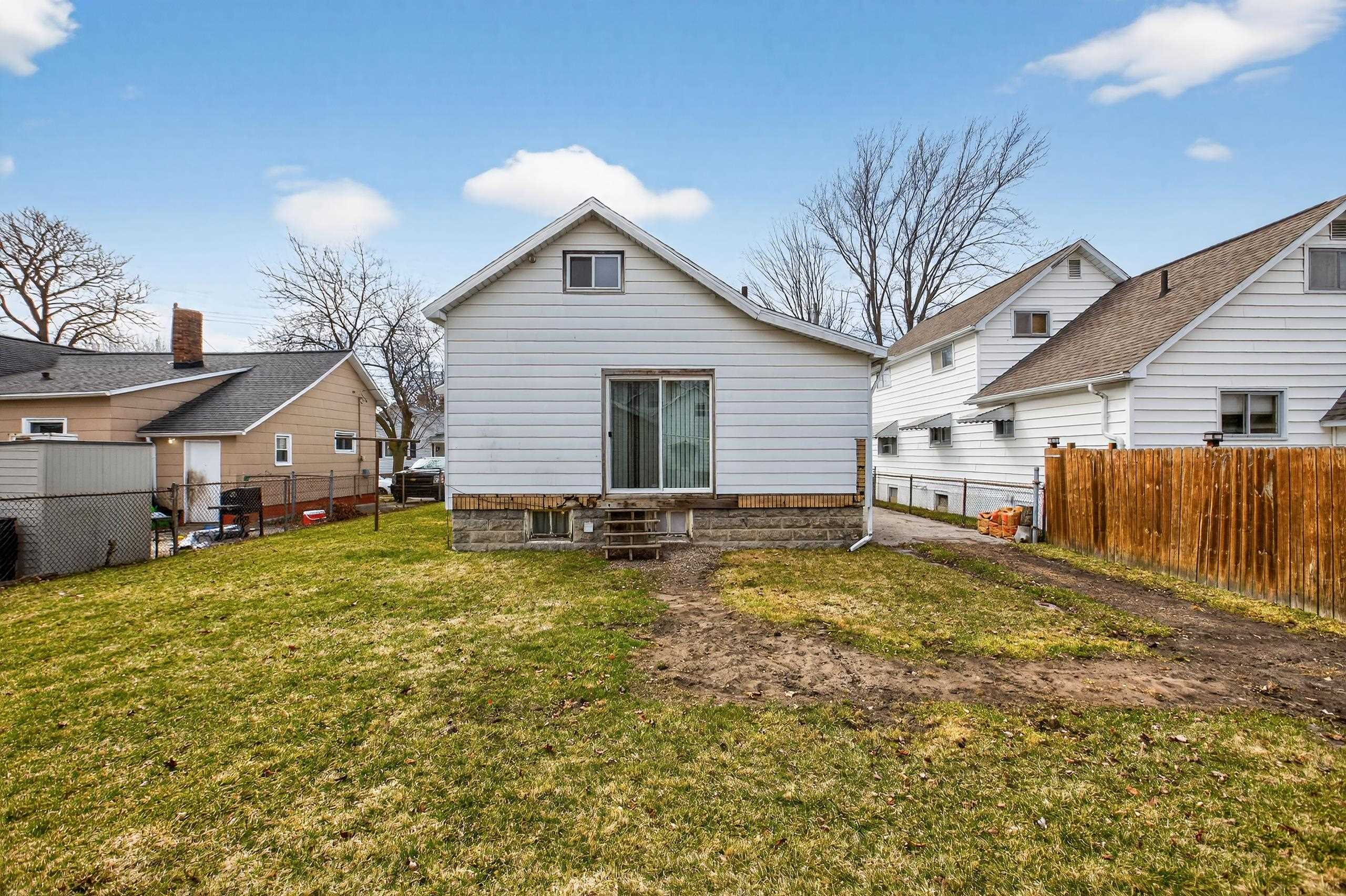 2409 Garfield Avenue