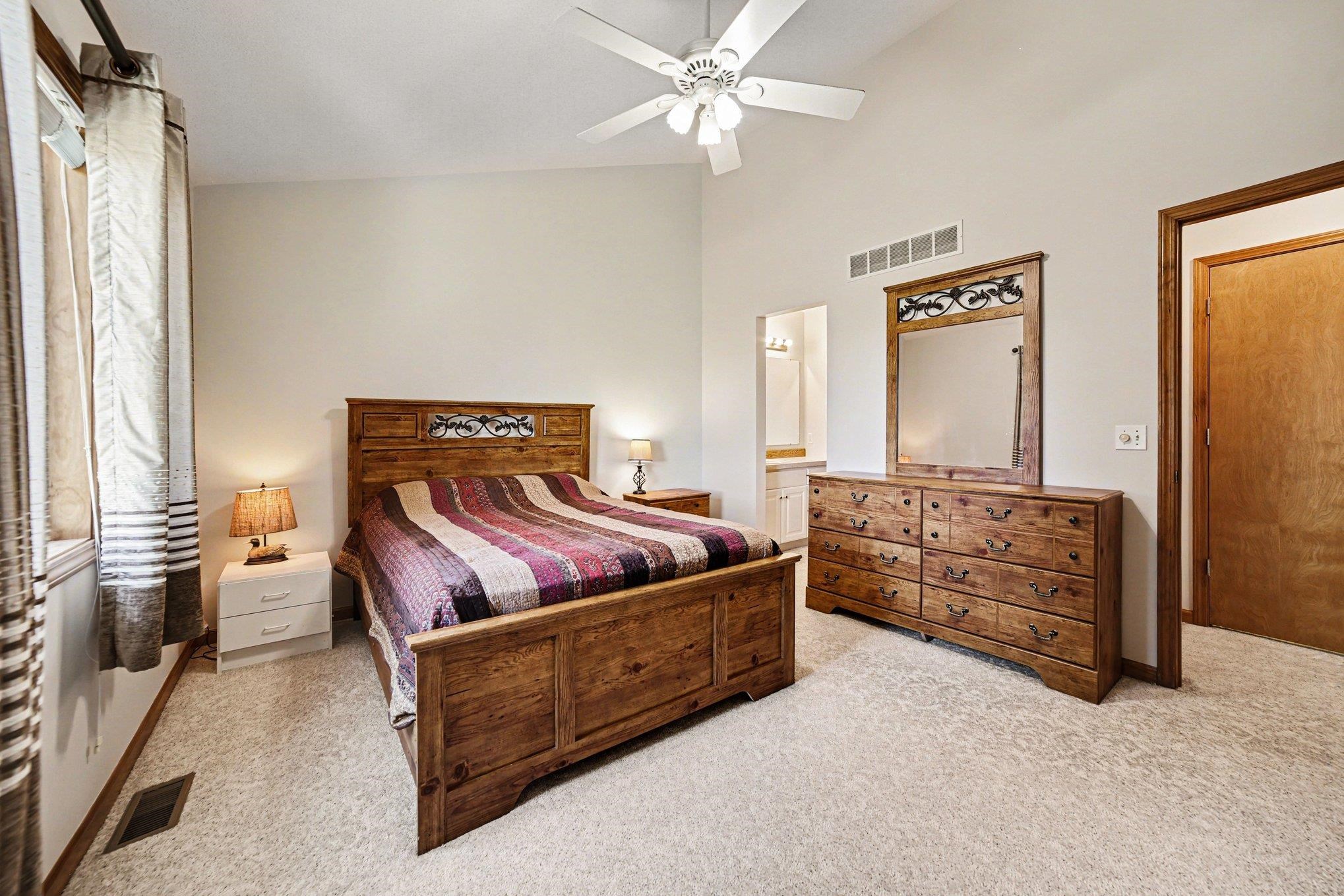 428 Willow Bend Street