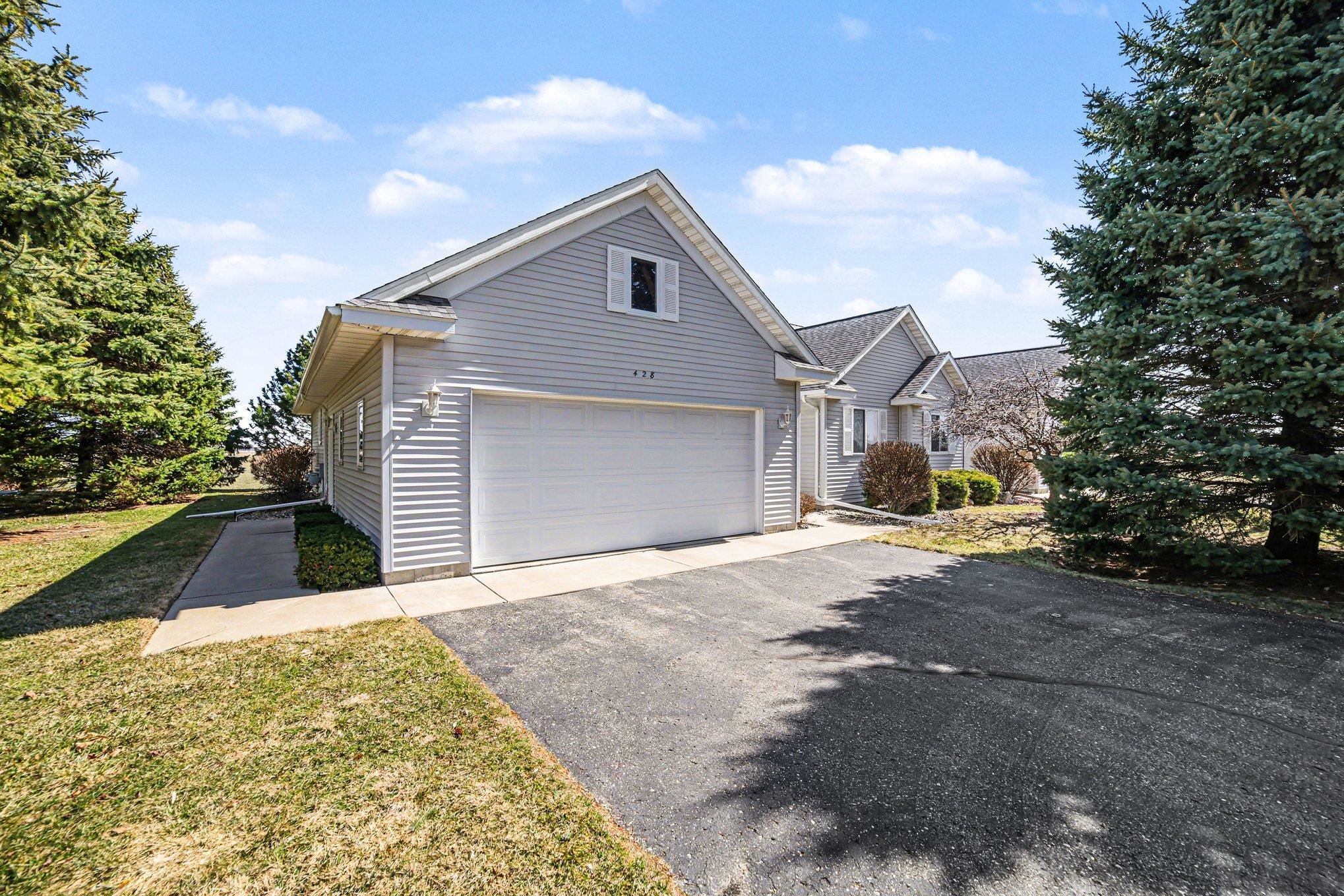 428 Willow Bend Street