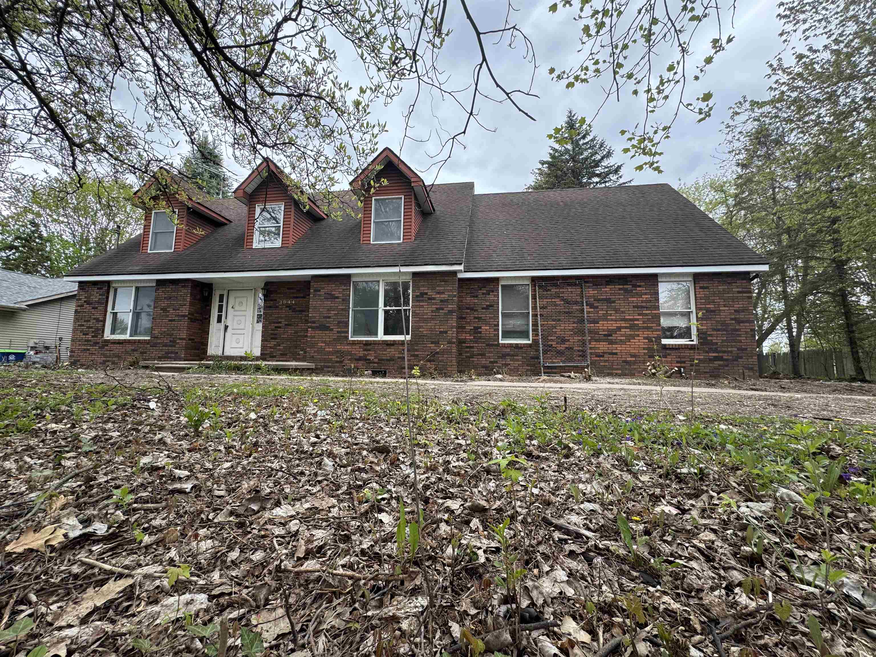 3944 Lone Road