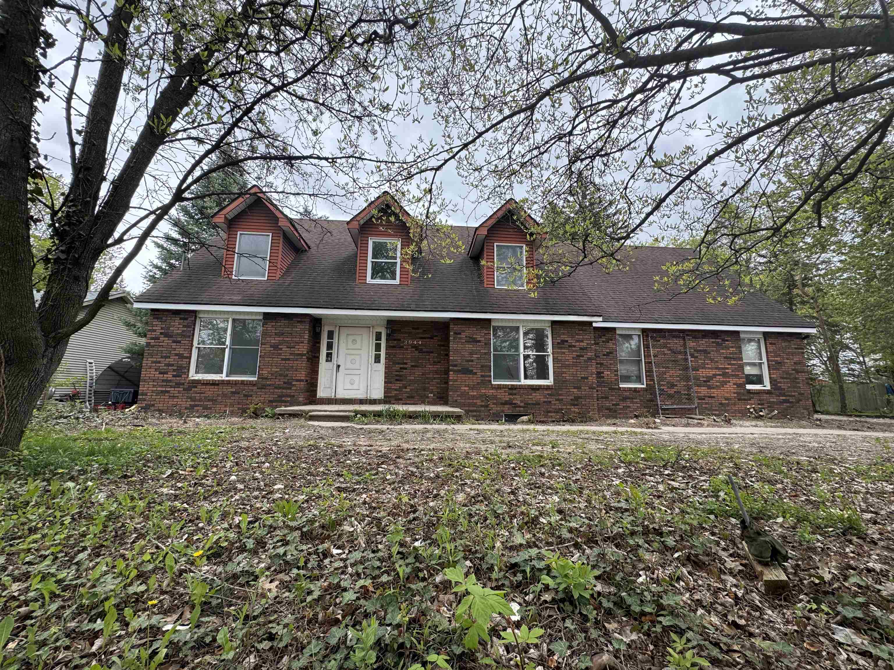 3944 Lone Road