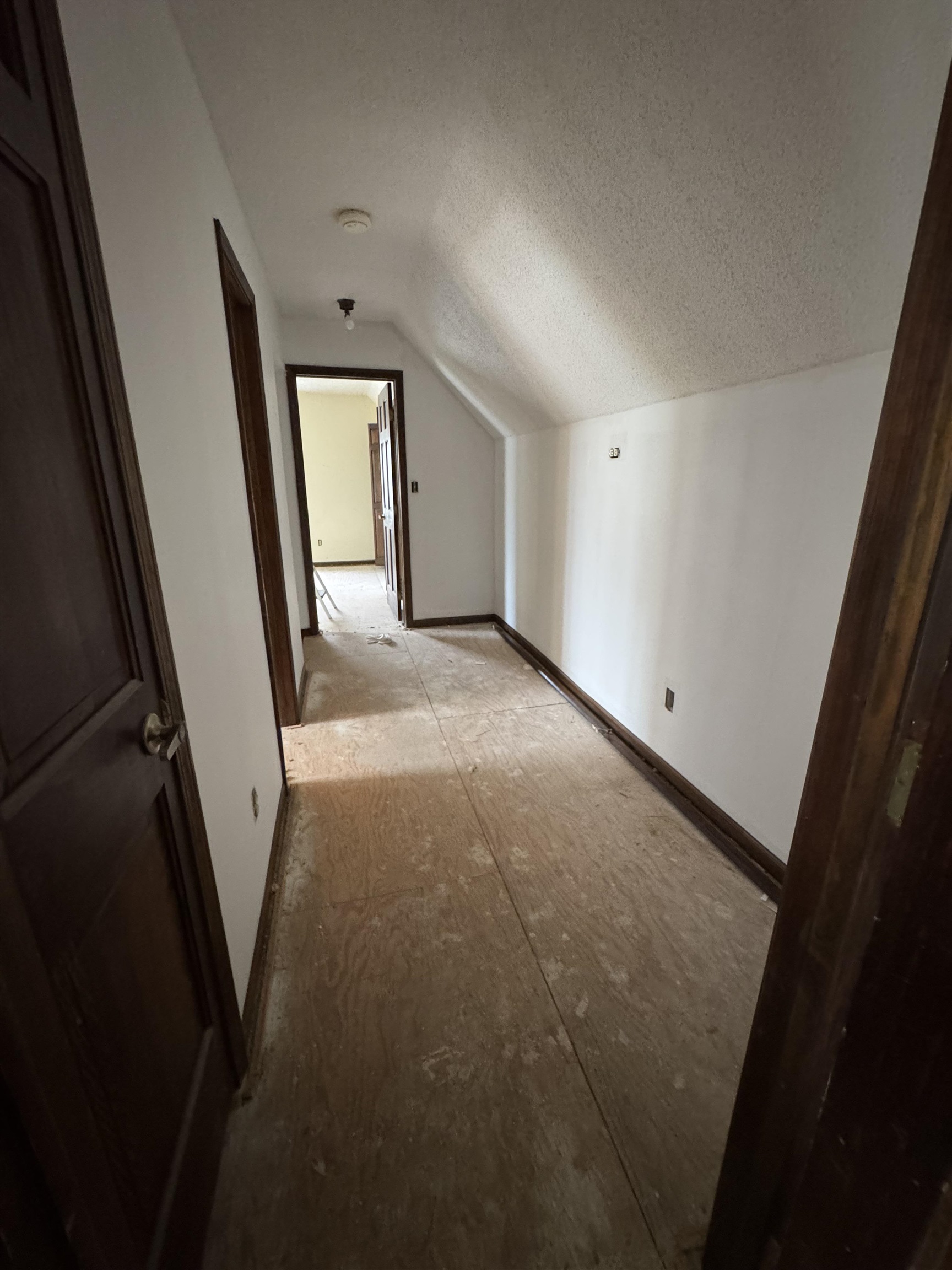 3944 Lone Road
