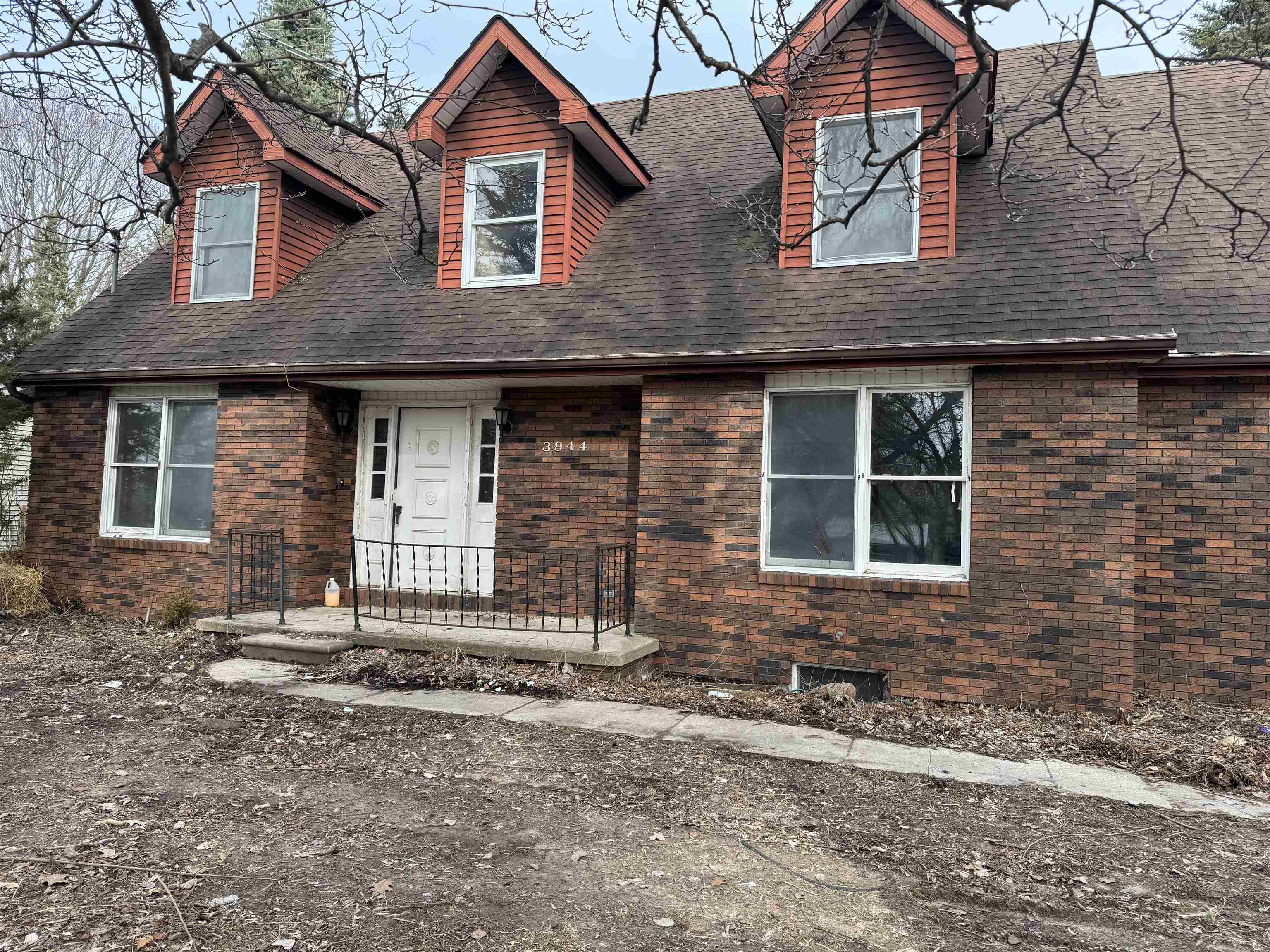 3944 Lone Road