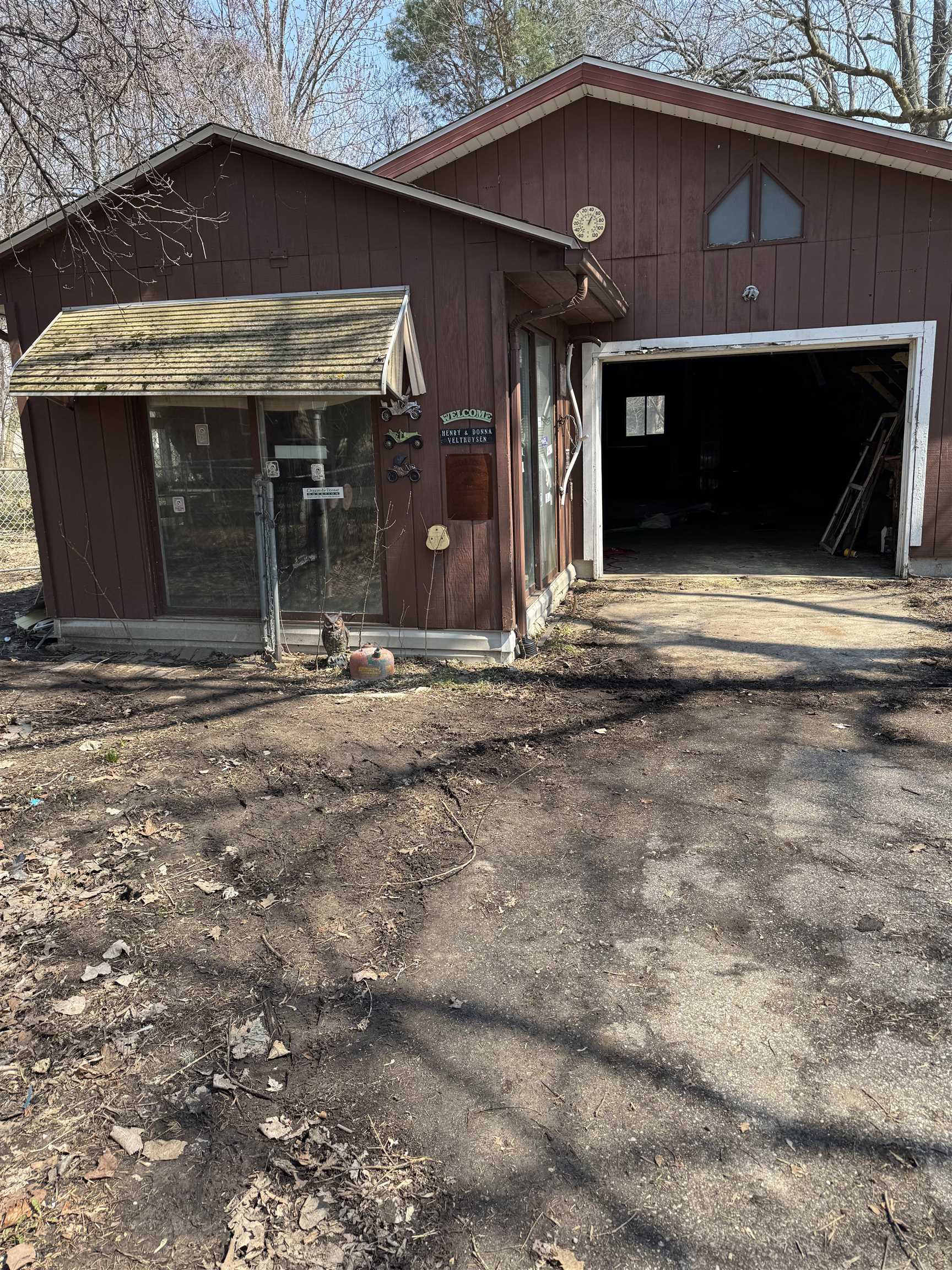 3944 Lone Road