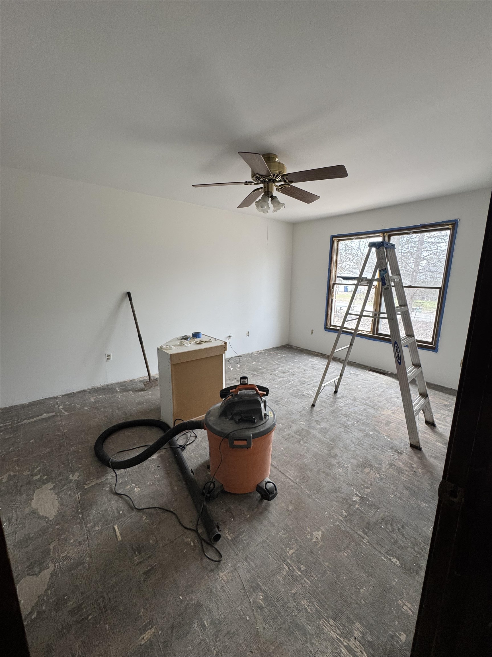 3944 Lone Road