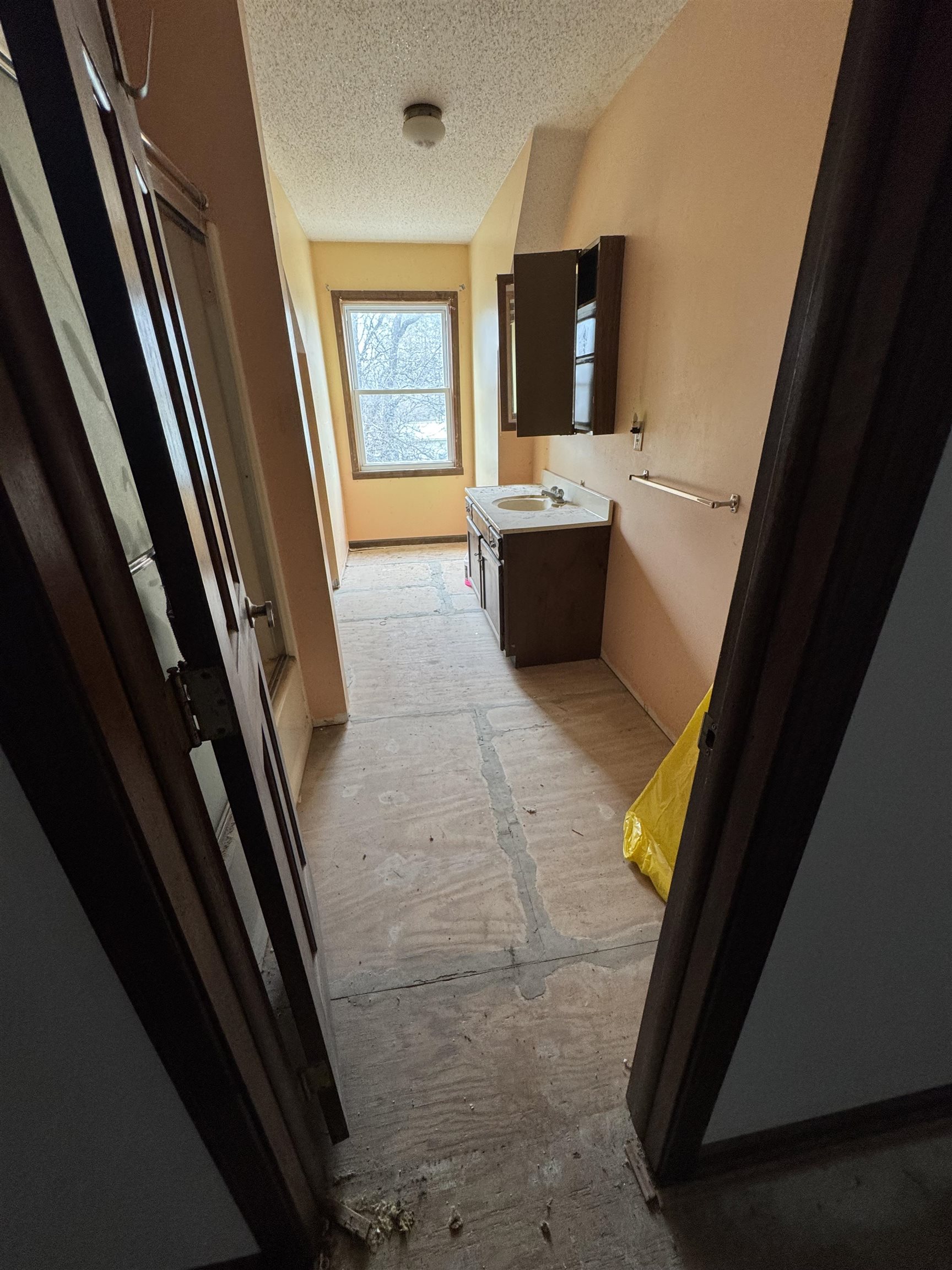 3944 Lone Road