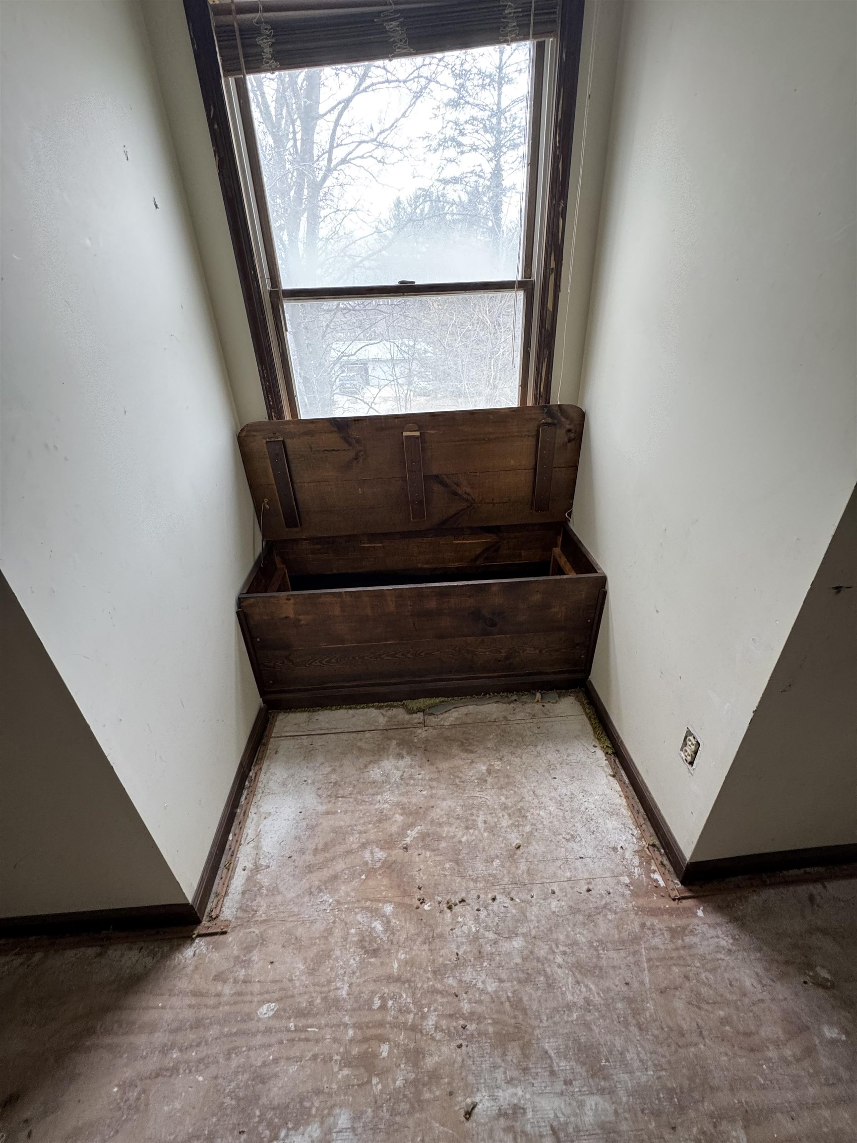 3944 Lone Road