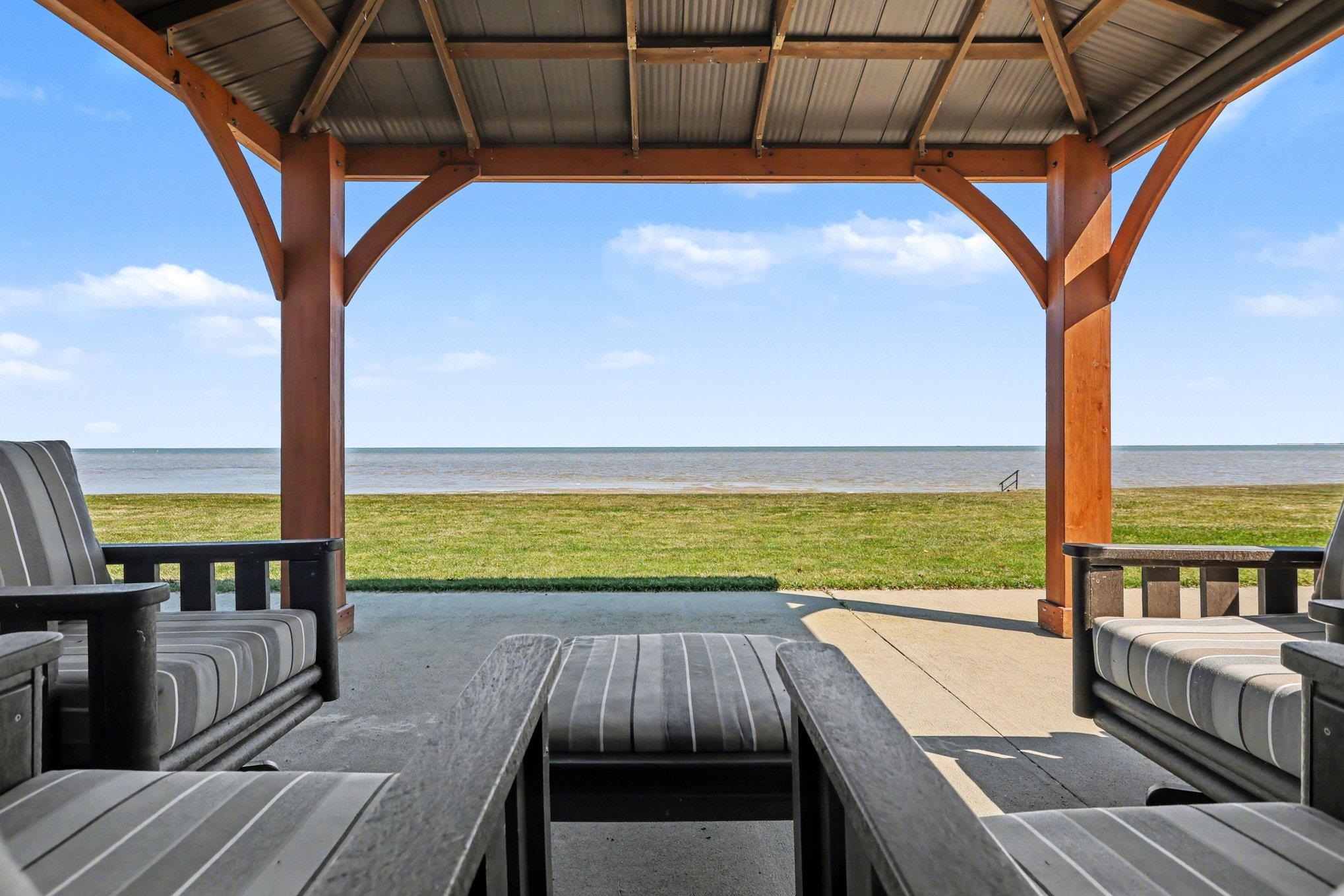 333 S Linwood Beach Road