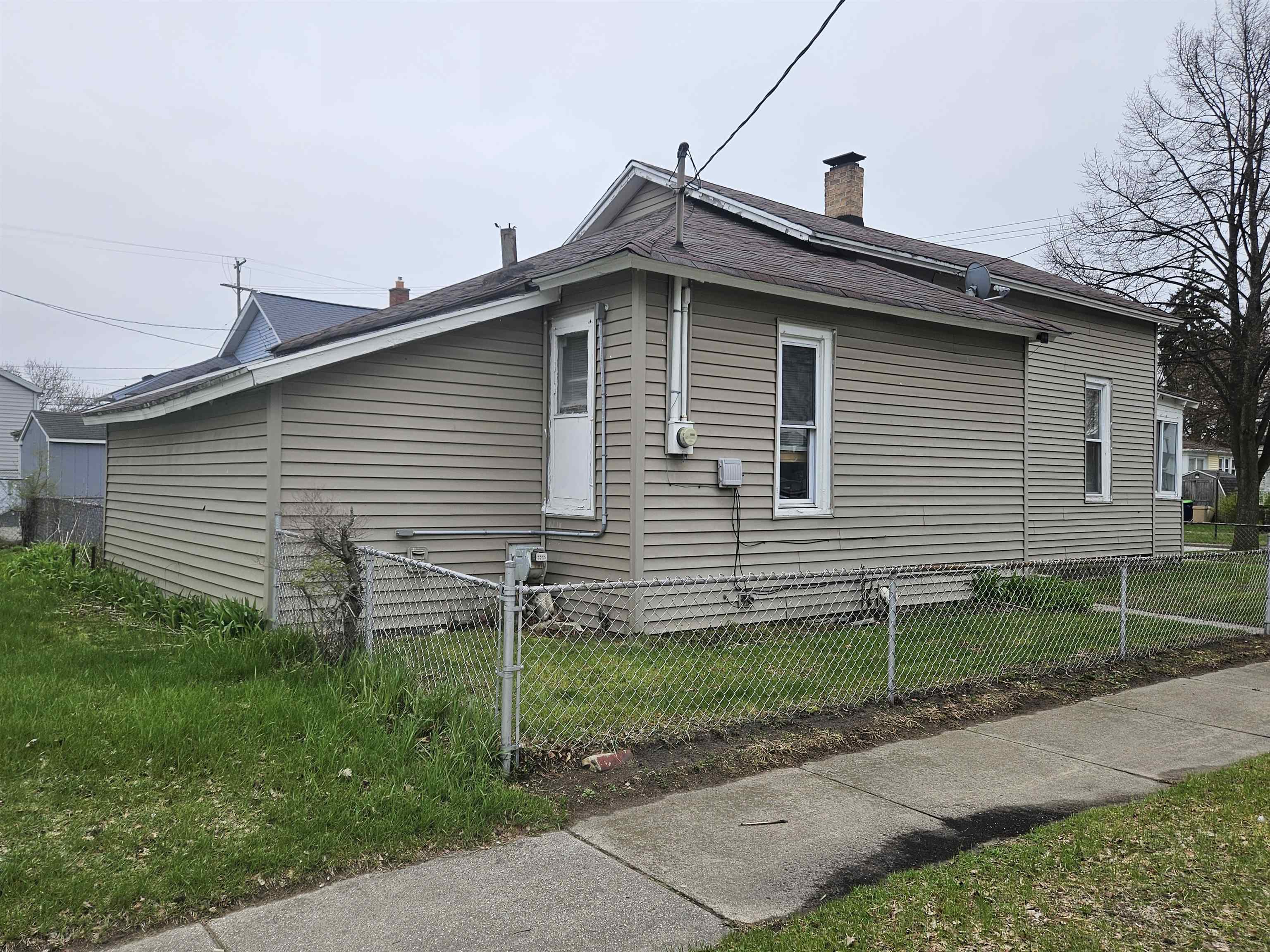 1001 E N Union Street