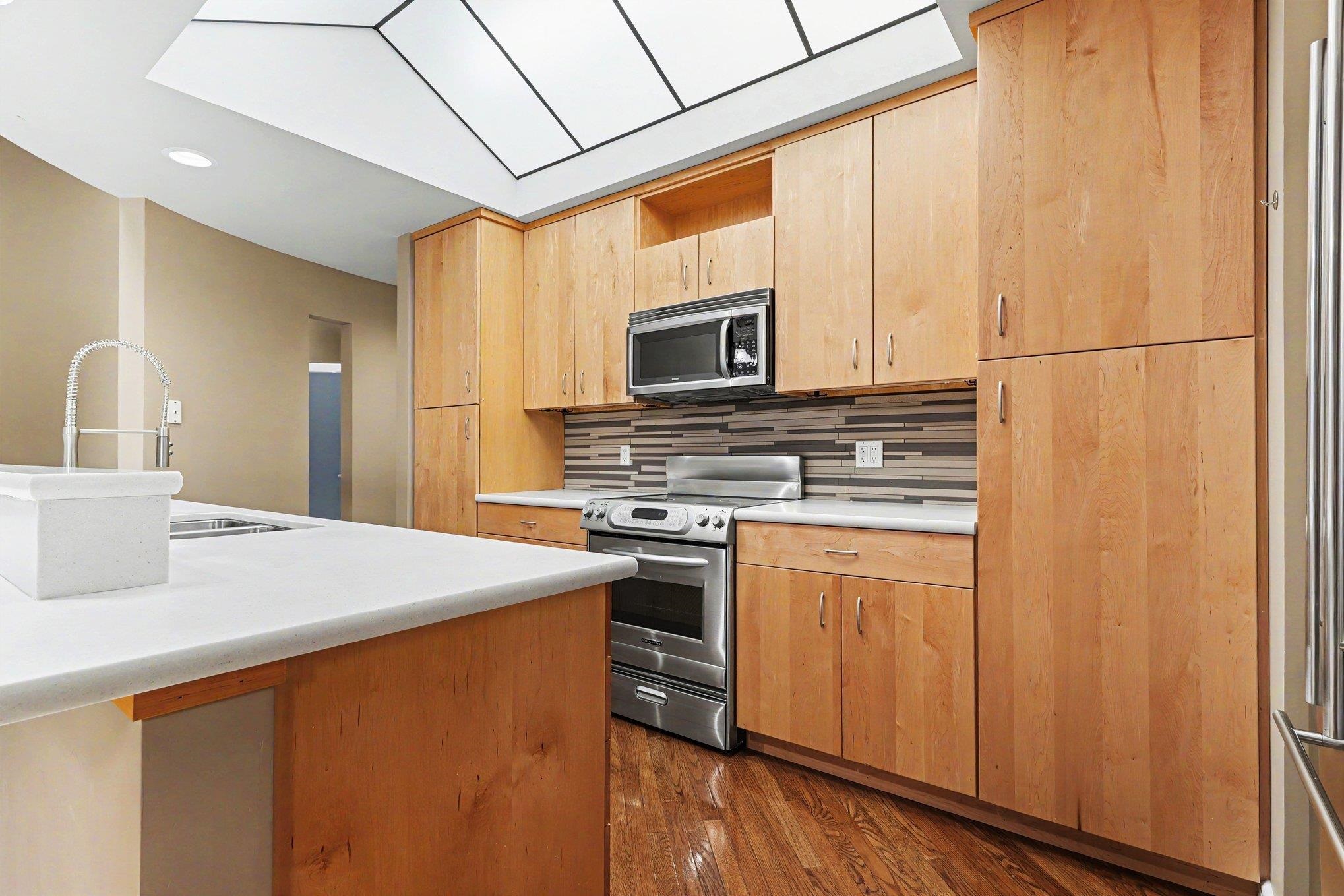 1111 N Water Street Unit: 111