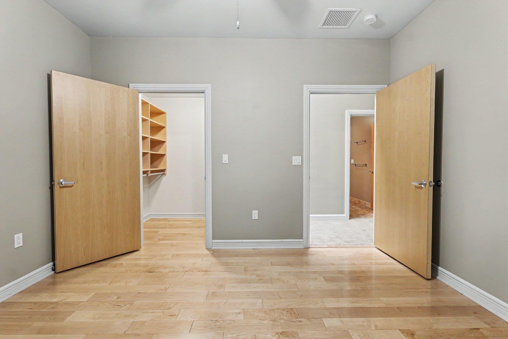 1111 N Water Street Unit: 111
