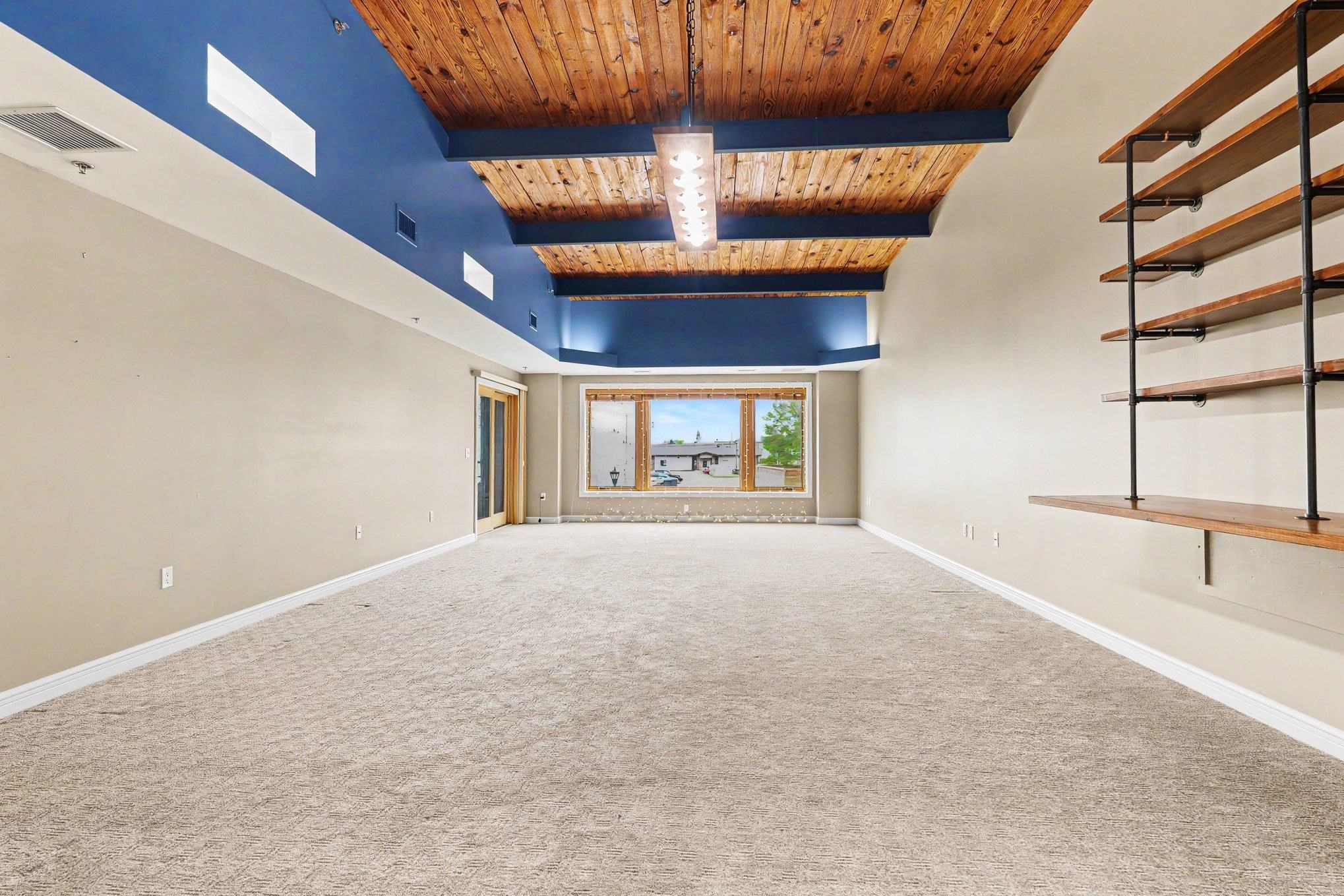 1111 N Water Street Unit: 111