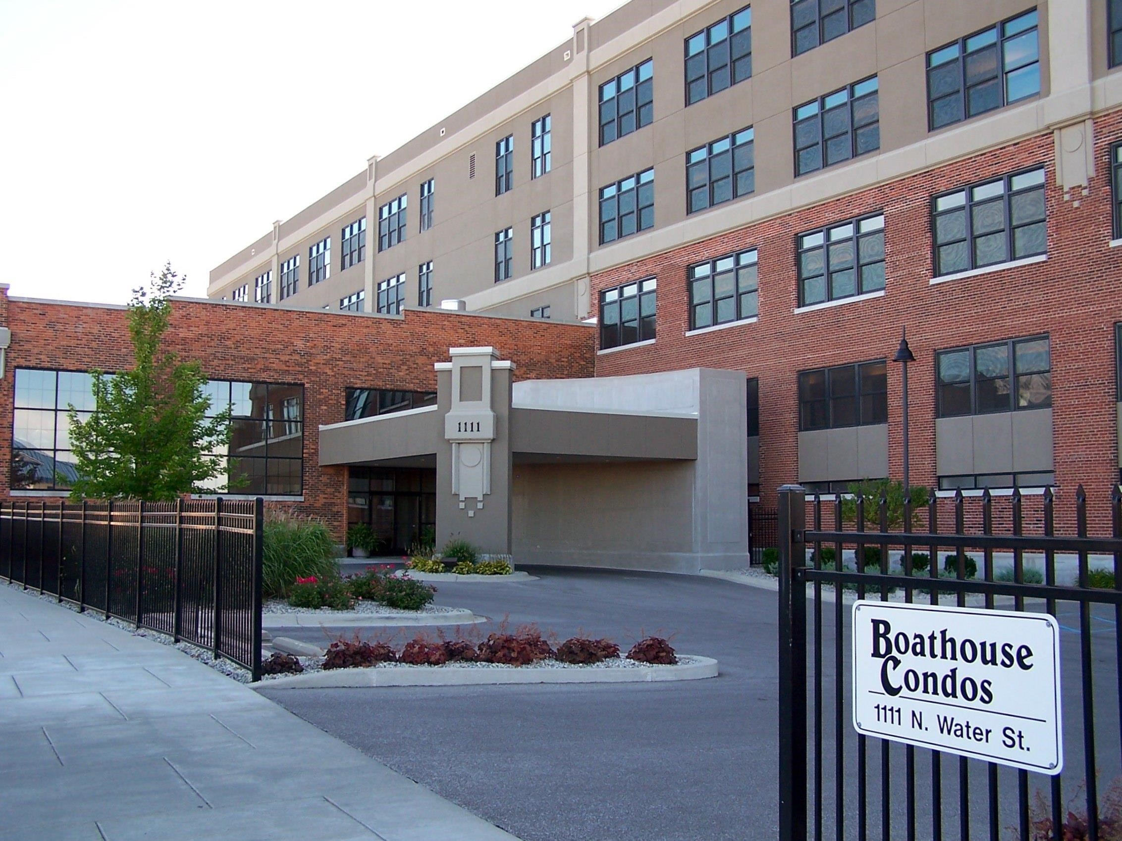 1111 N Water Street Unit: 111