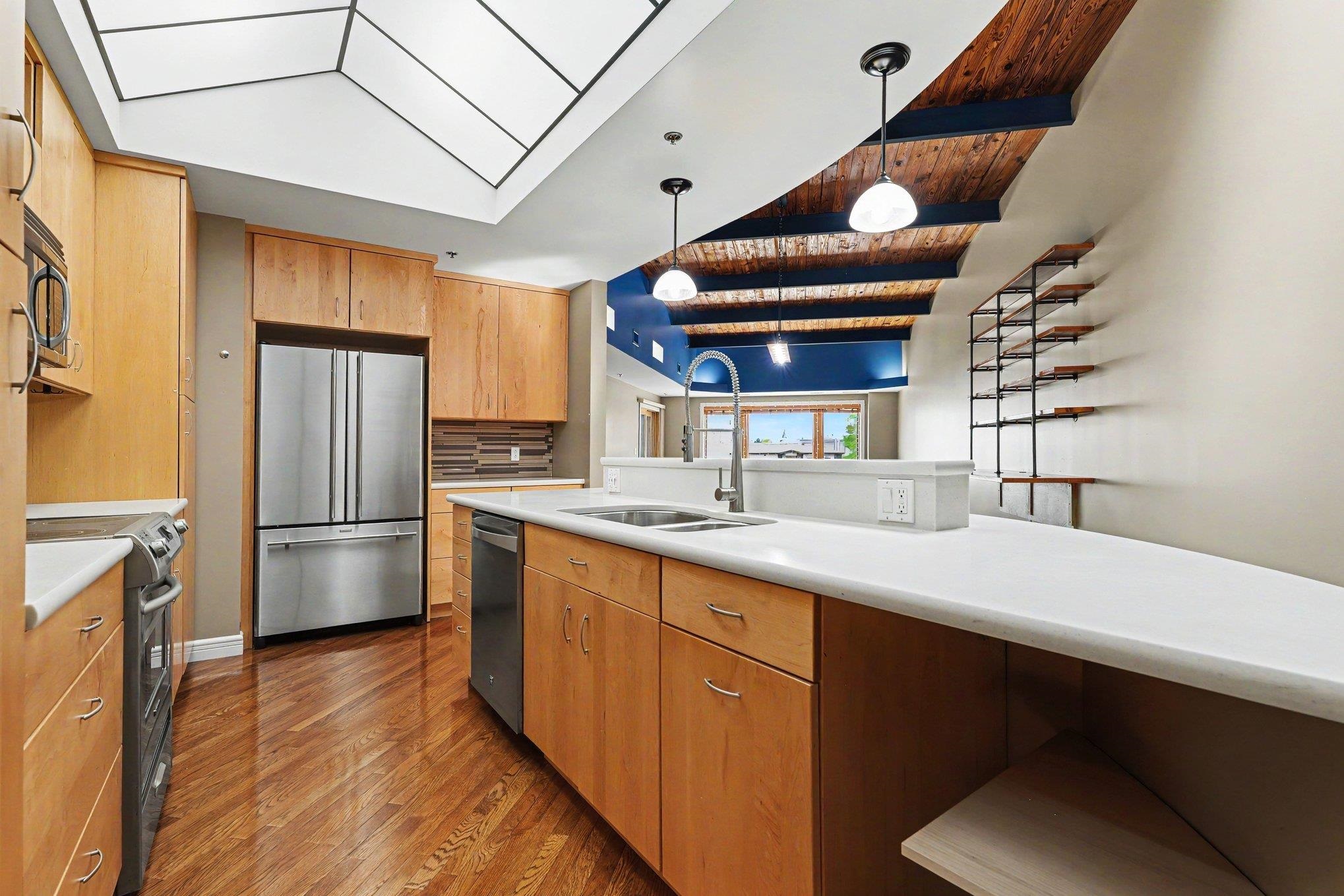 1111 N Water Street Unit: 111
