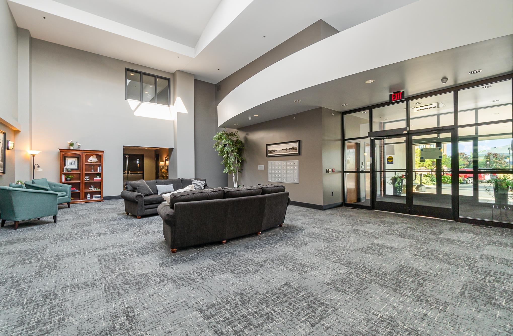 1111 N Water Street Unit: 111