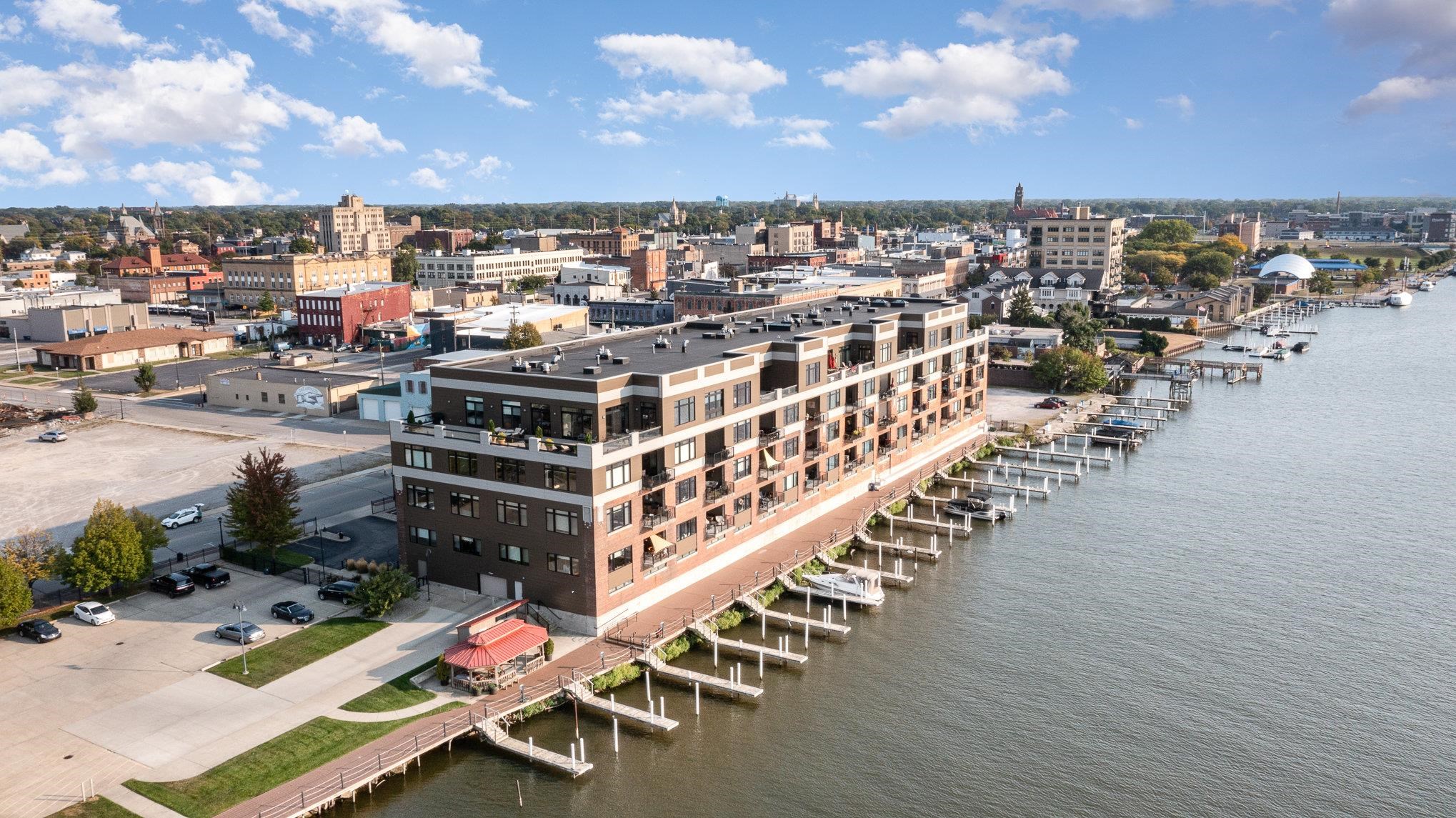 1111 N Water Street Unit: 111