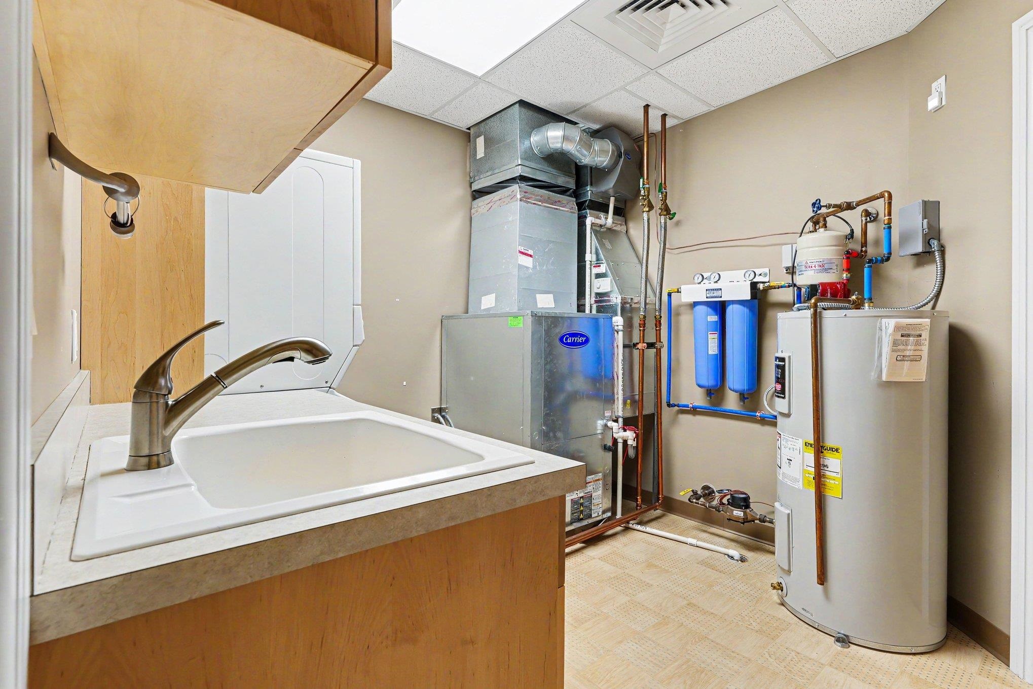 1111 N Water Street Unit: 111