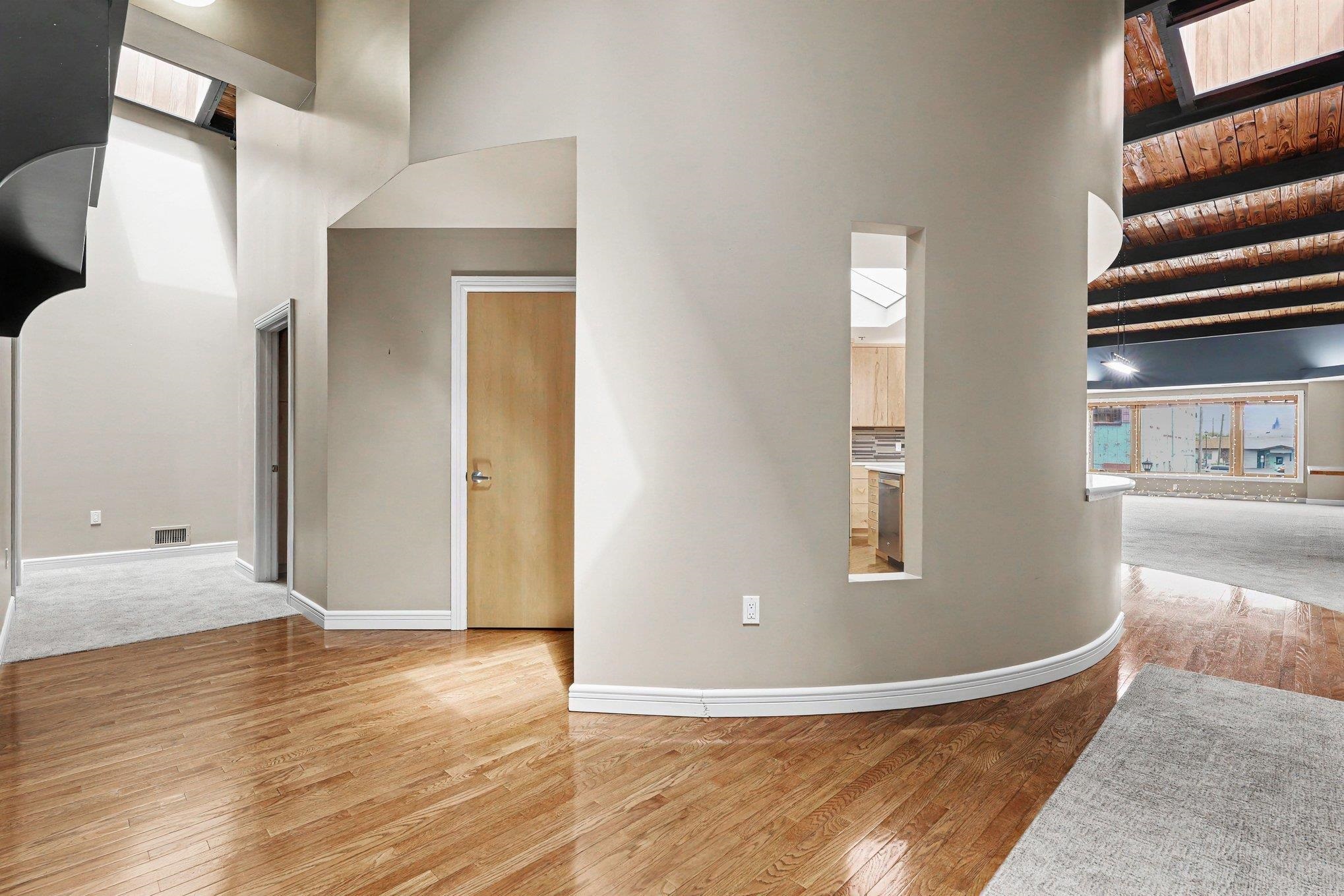 1111 N Water Street Unit: 111
