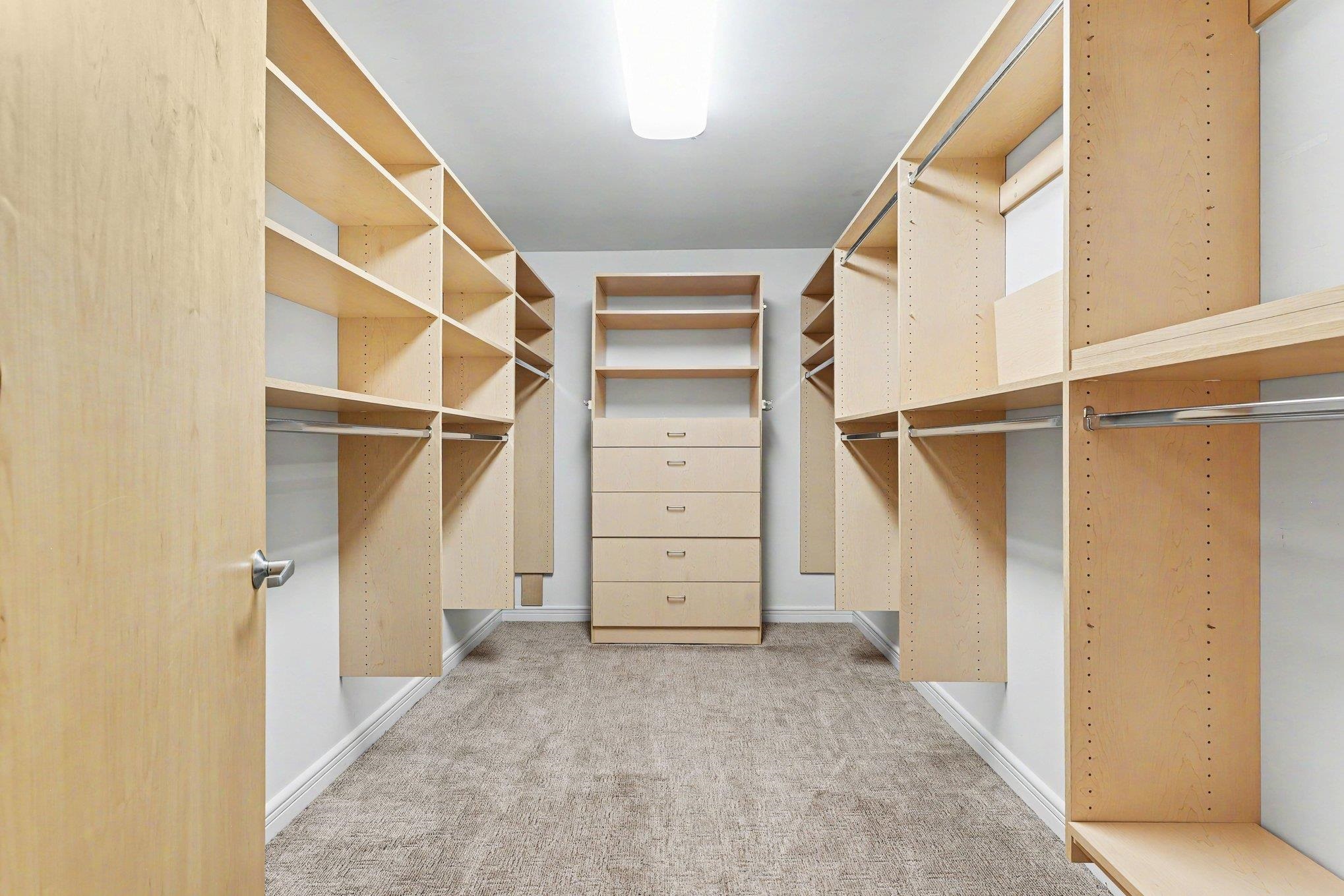1111 N Water Street Unit: 111