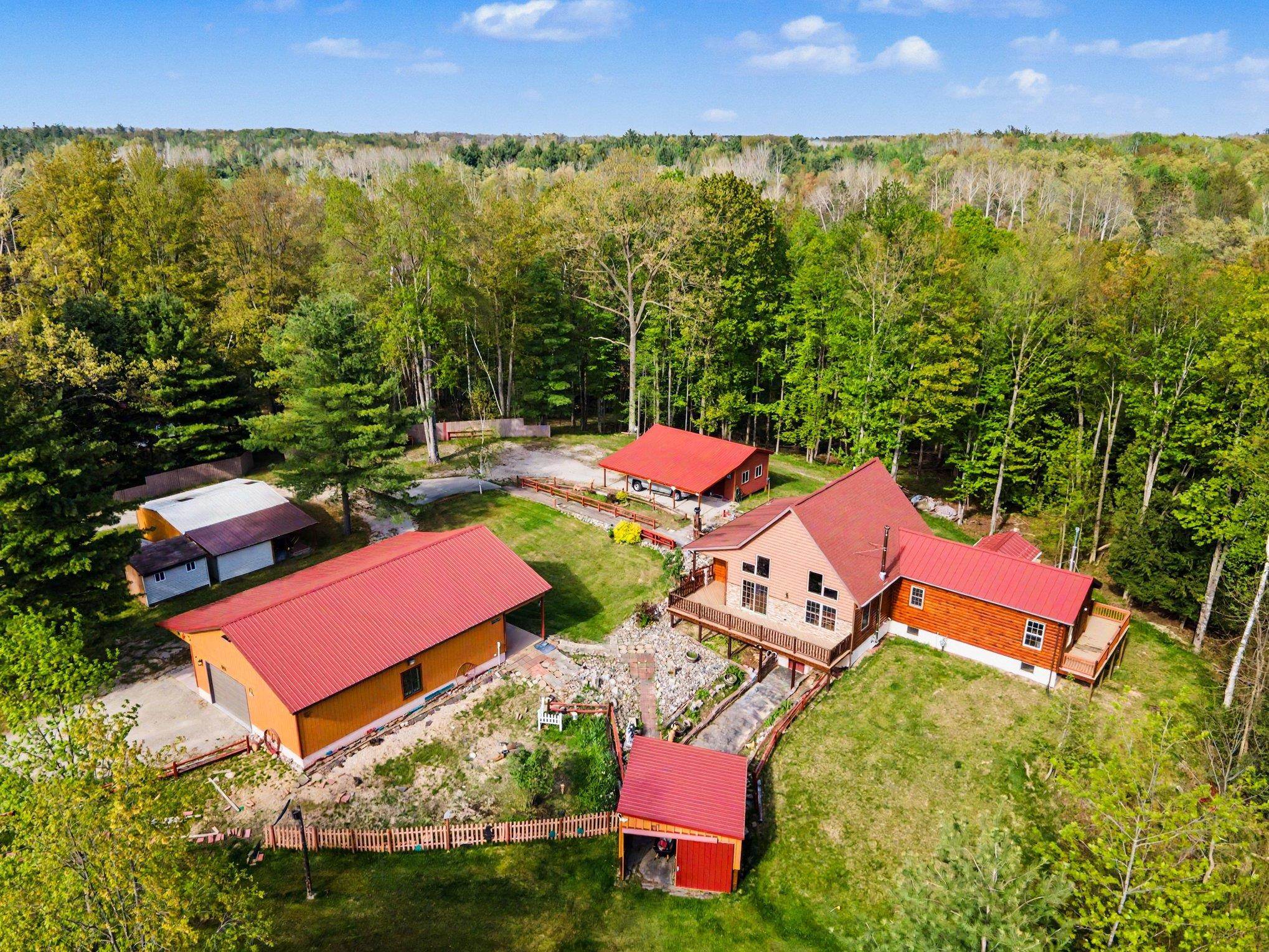 1900 N Forest Lake Drive
