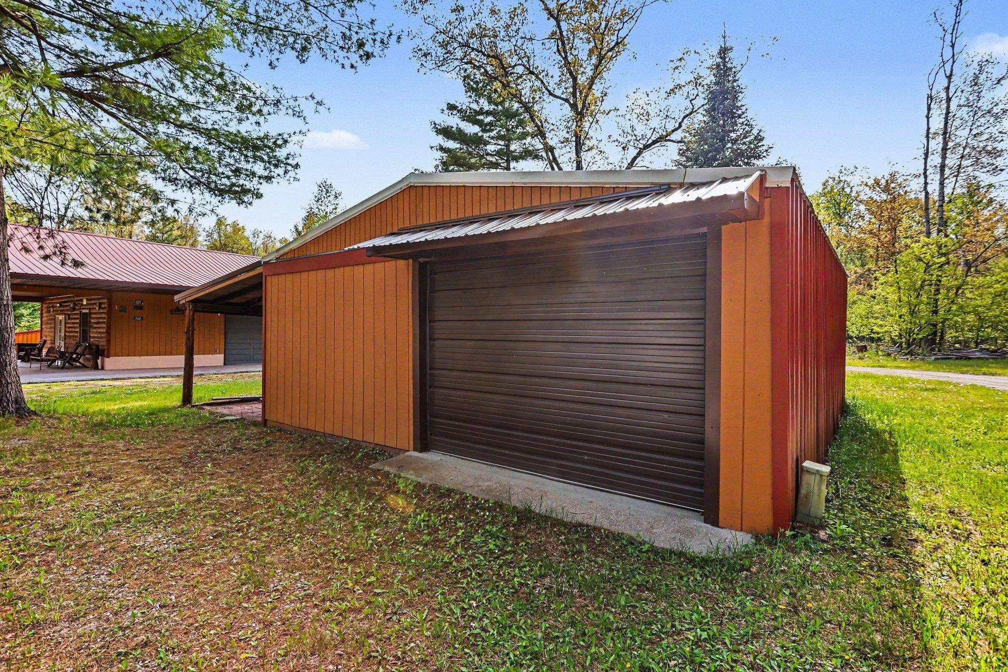1900 N Forest Lake Drive