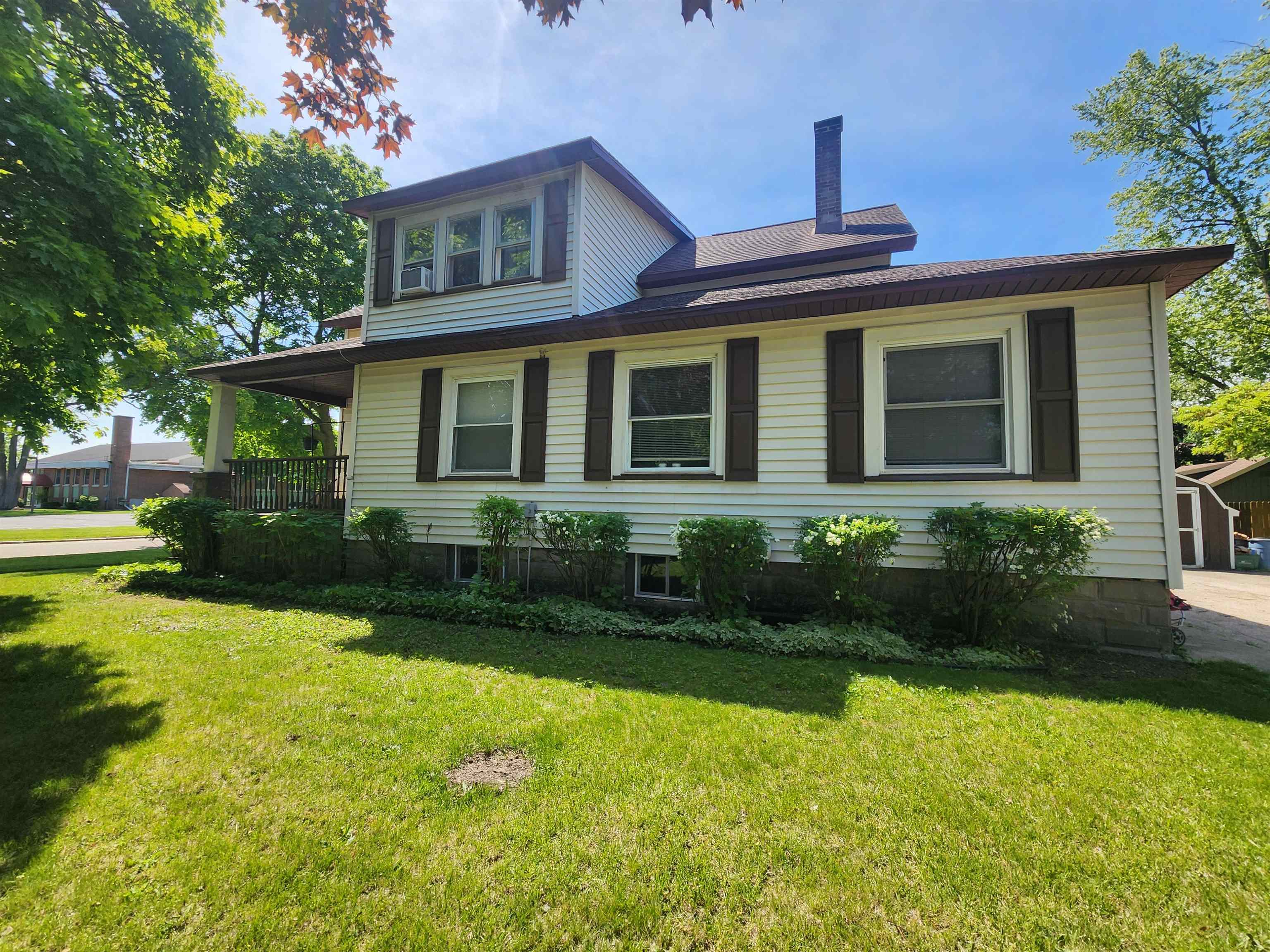 1006 Main Street